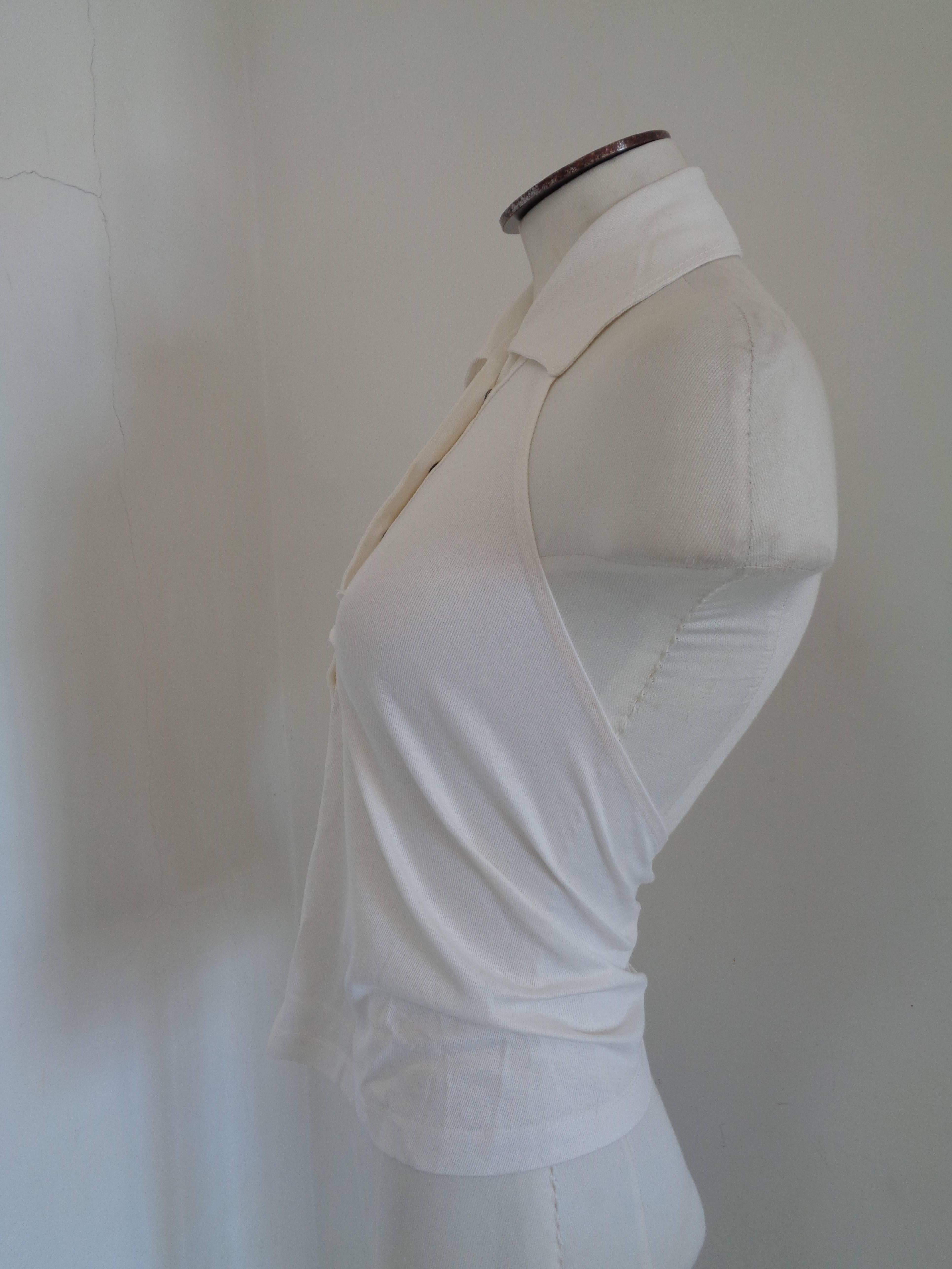 Prada white Top
Totally made in italy in size S