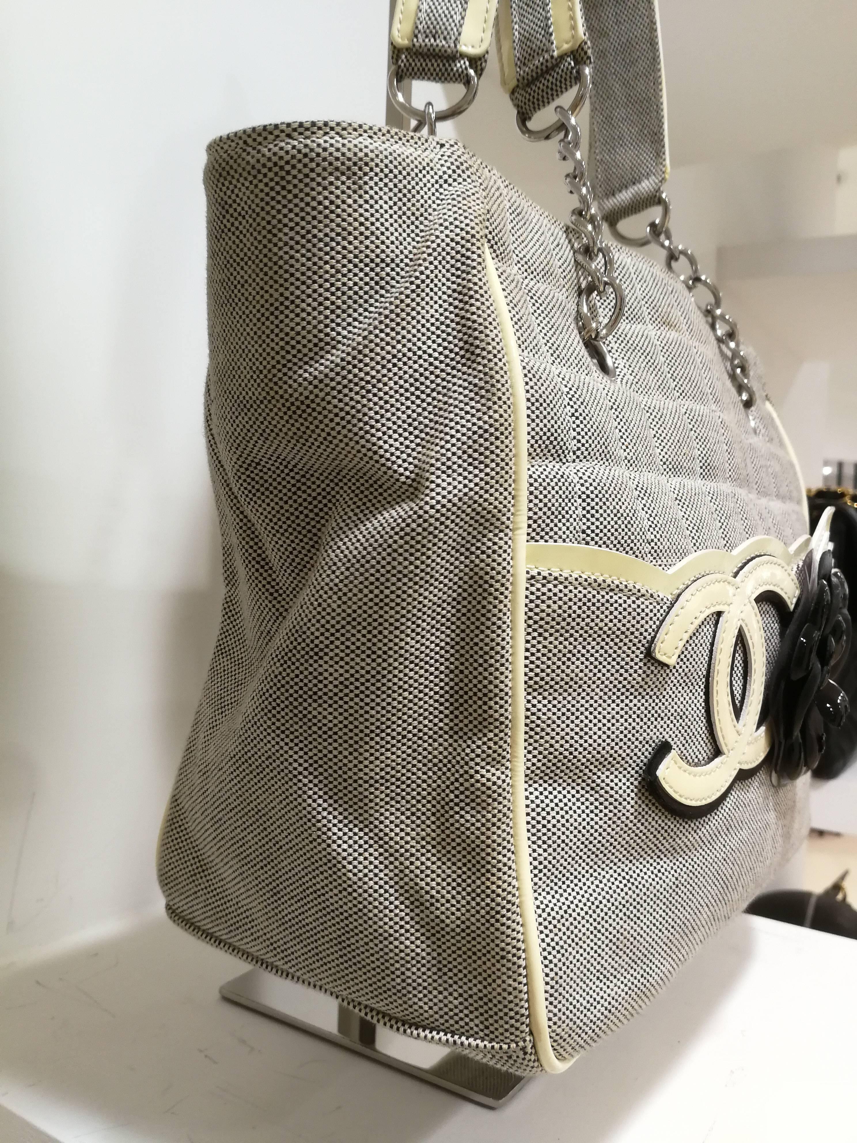 Women's or Men's Chanel Camelia 5 Shopping Bag
