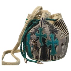 Sac à bandoulière Chrome Hearts Guanabana en cuir multicolore, en forme de croix