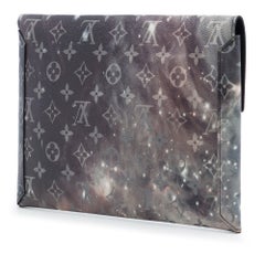 Pochette GM Monogram Galaxy Alpha de Louis Vuitton