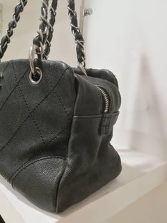Chanel Black leather silver Hardware Shoulder Bag