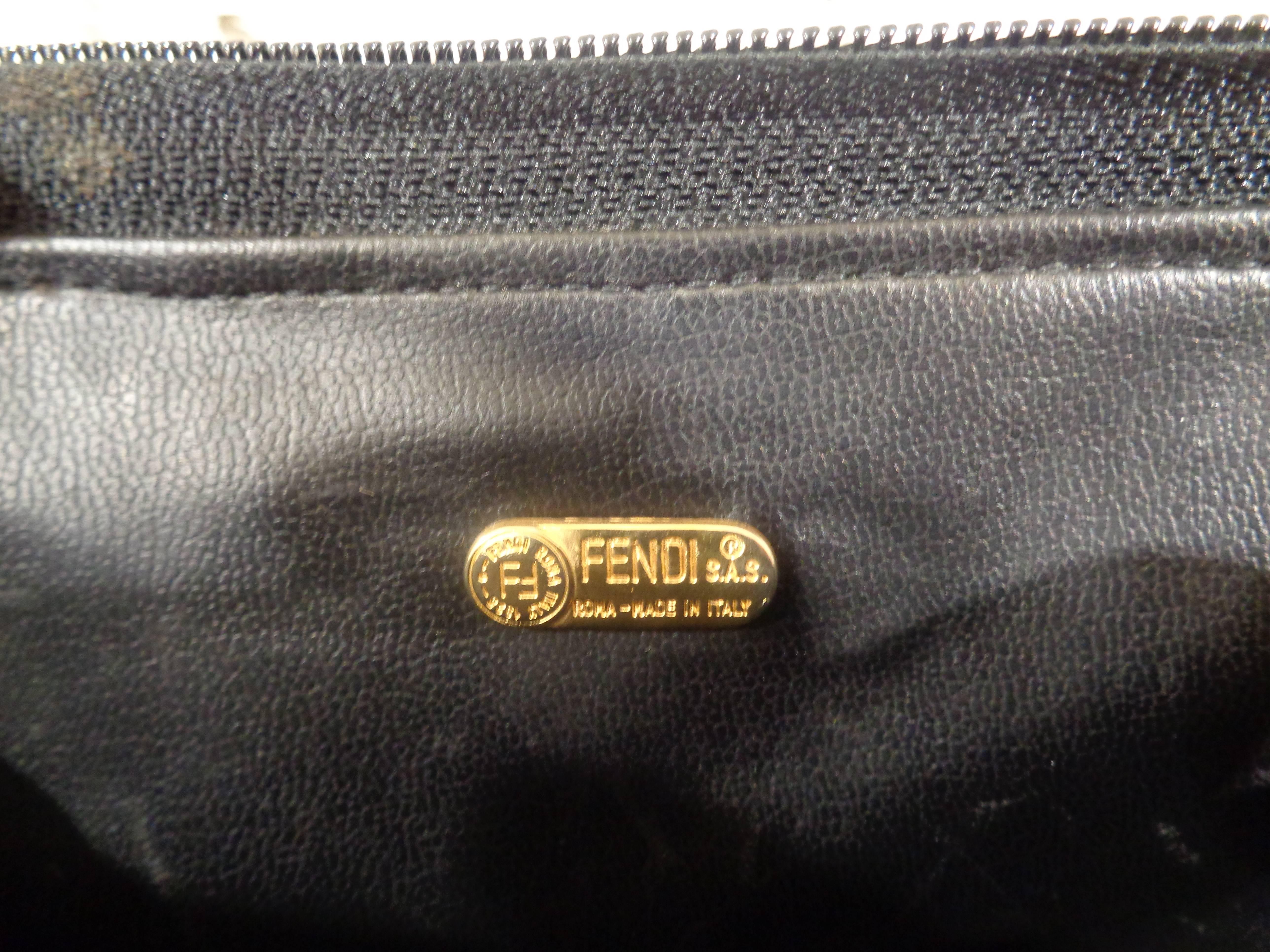 Fendi black leather small handle bag  In Good Condition In Capri, IT