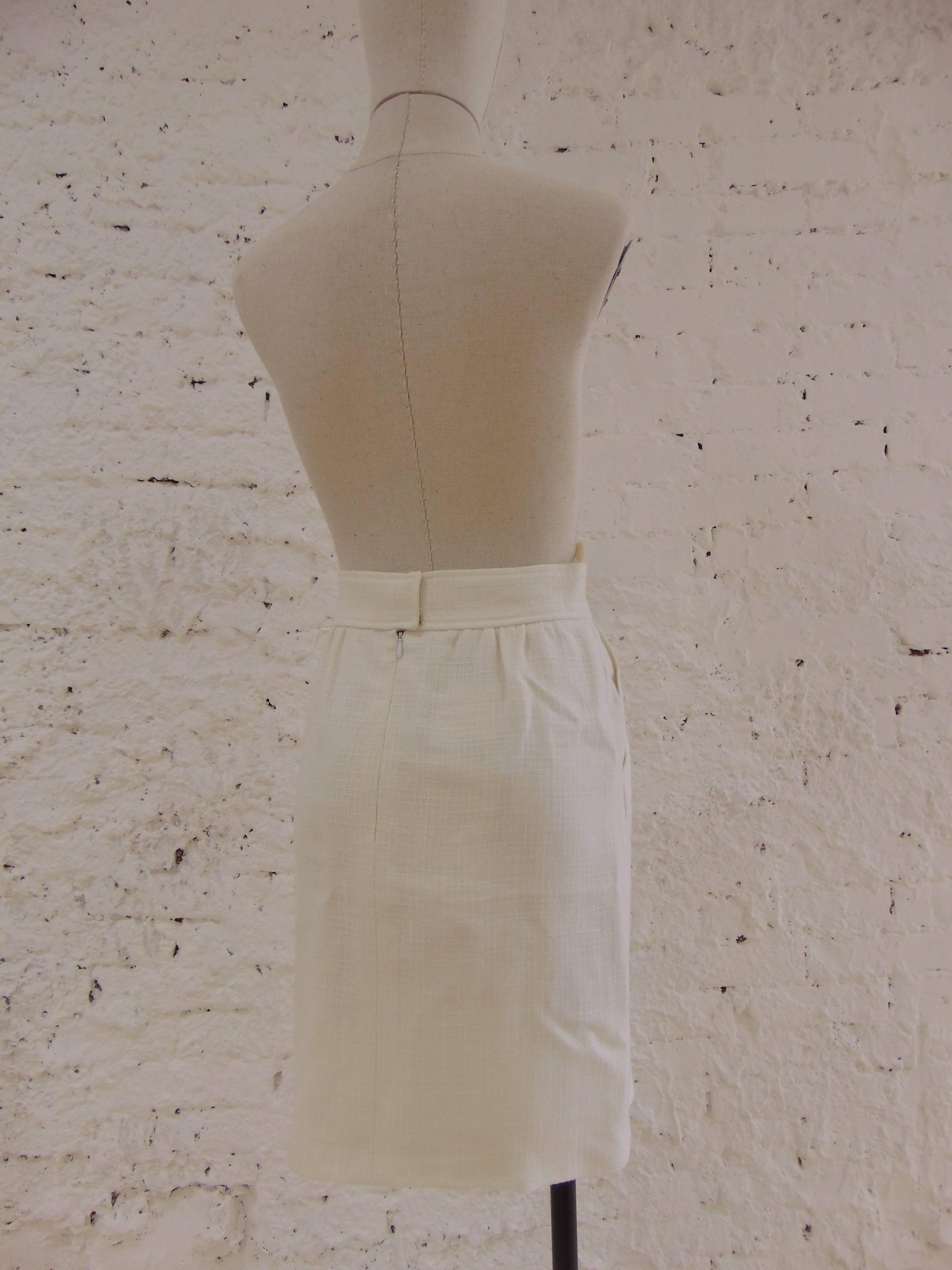 1990s Vintage Chanel cream skirt 1