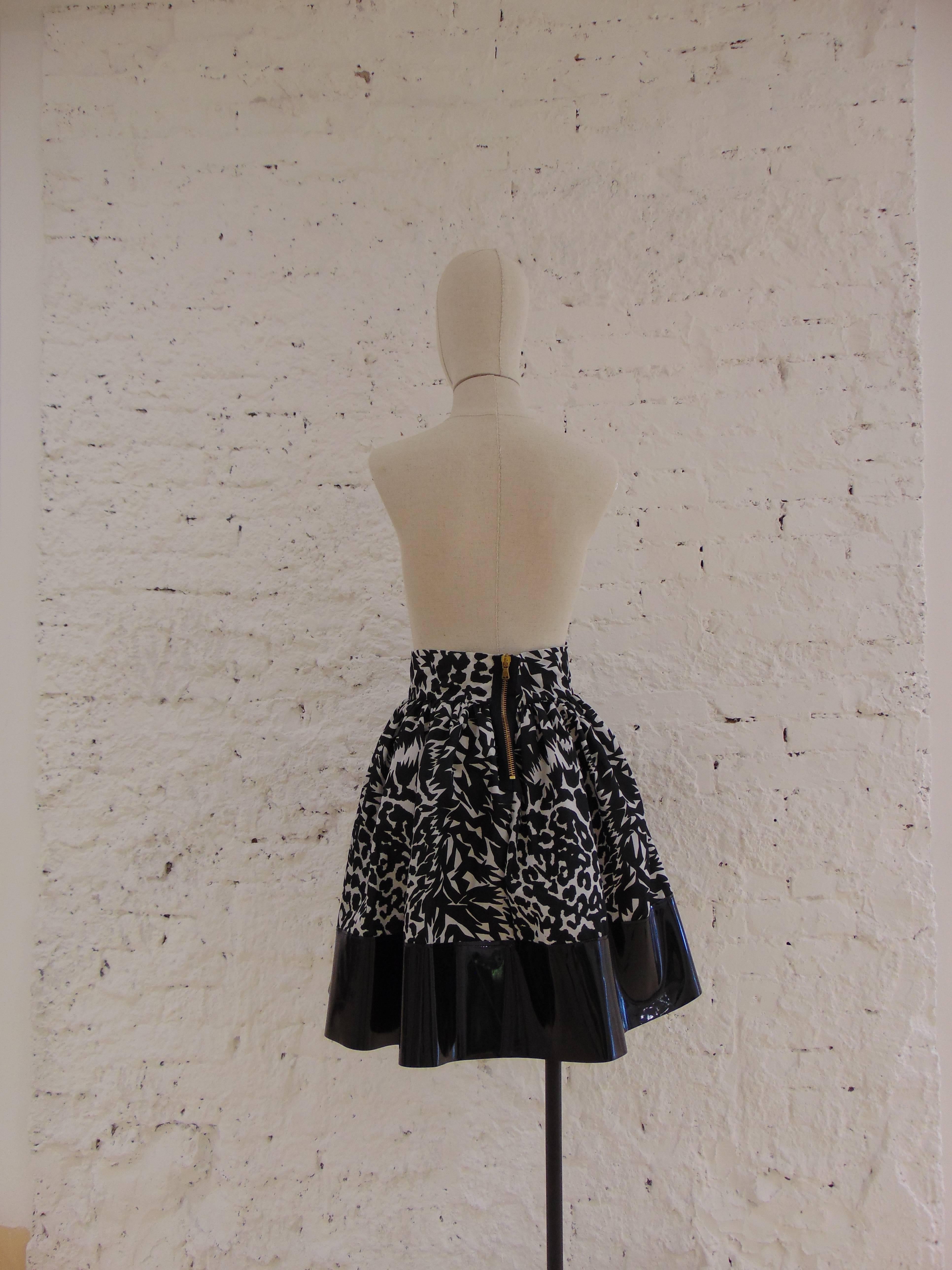 Leitmotiv unworn/nwot skirt with vernish ecoleather details 2