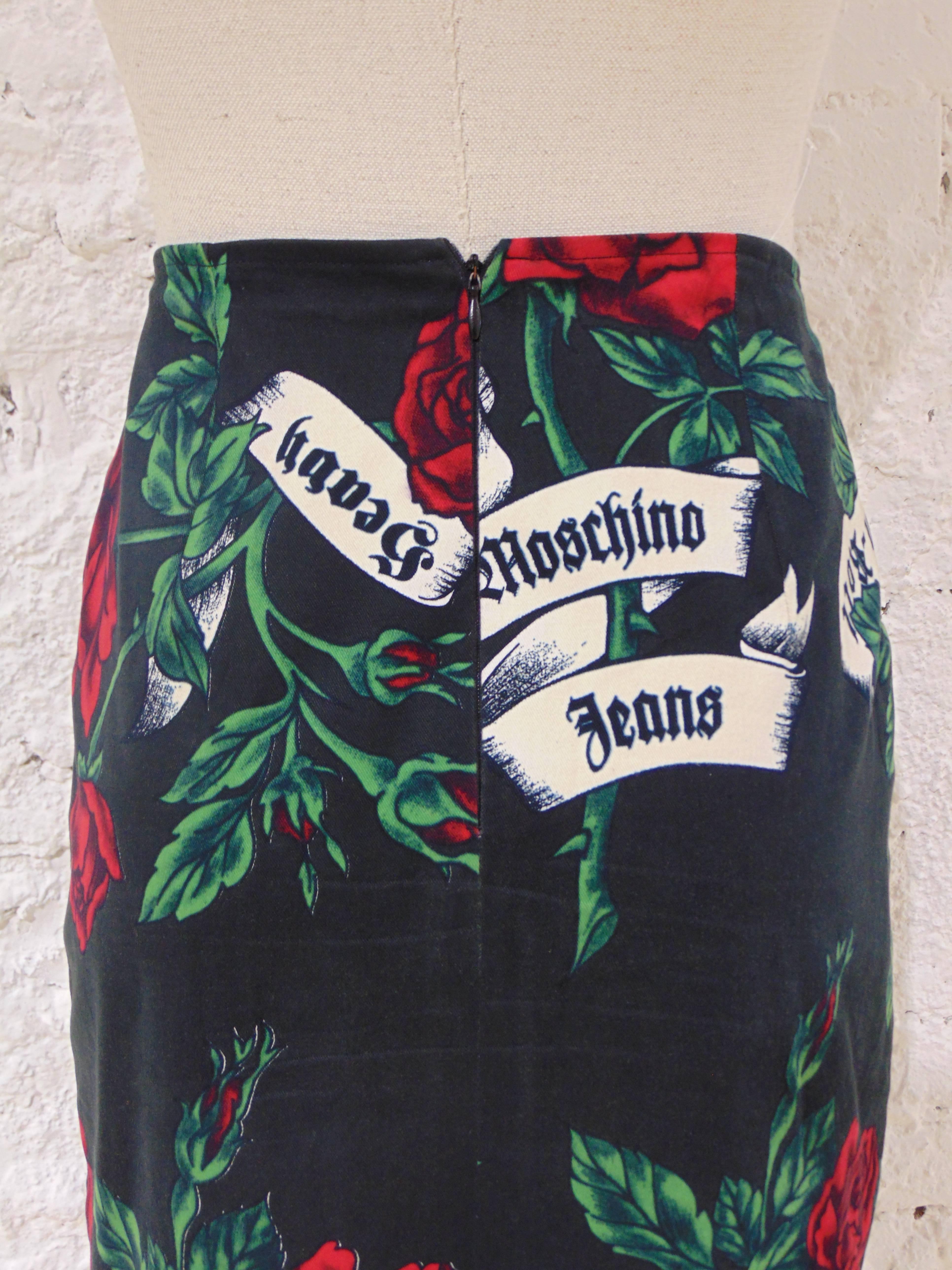 Moschino long flowers skirt In Good Condition In Capri, IT