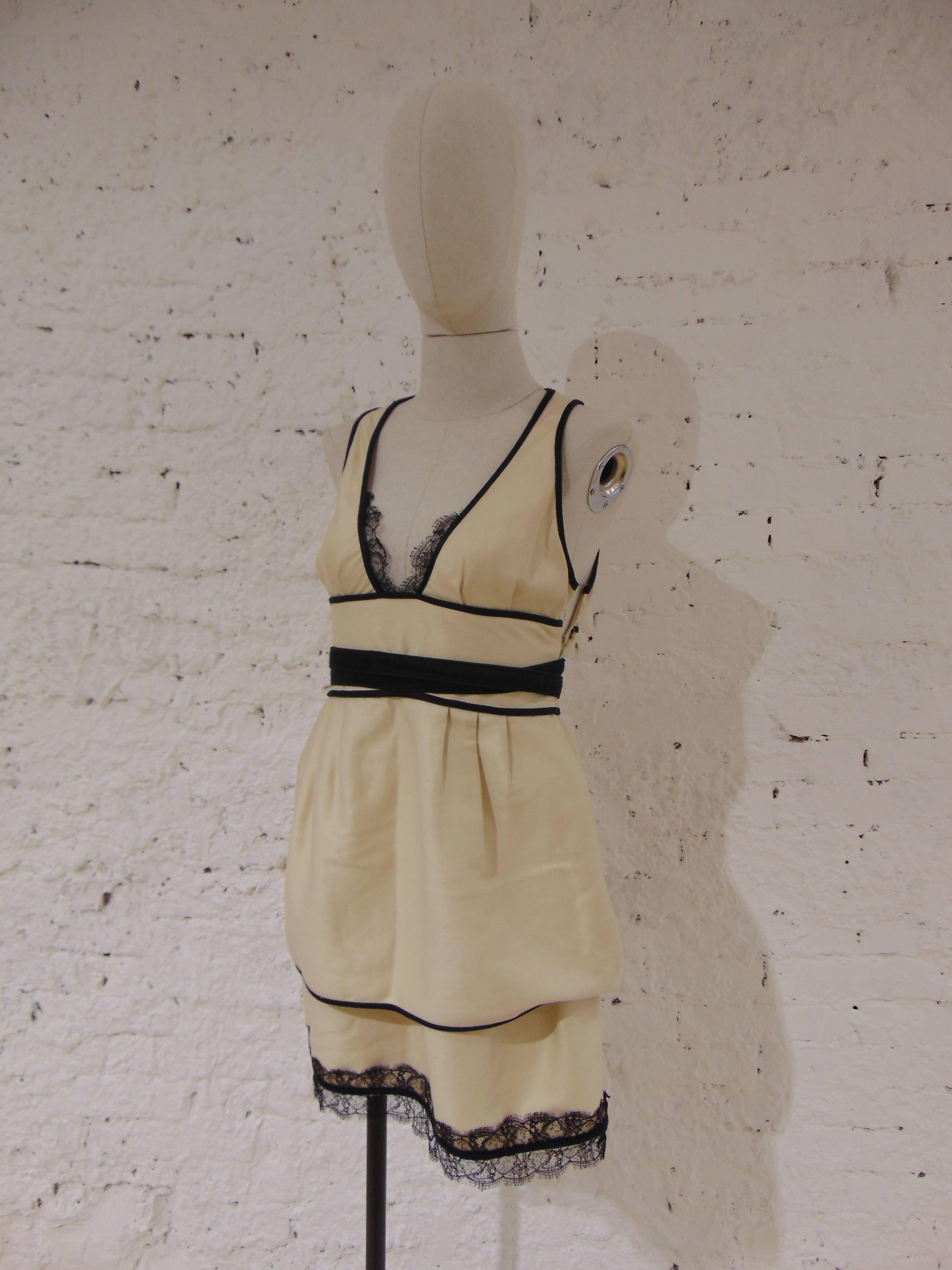 Dsquared2 Cream Black cotton dress
totally made in italy in size 42