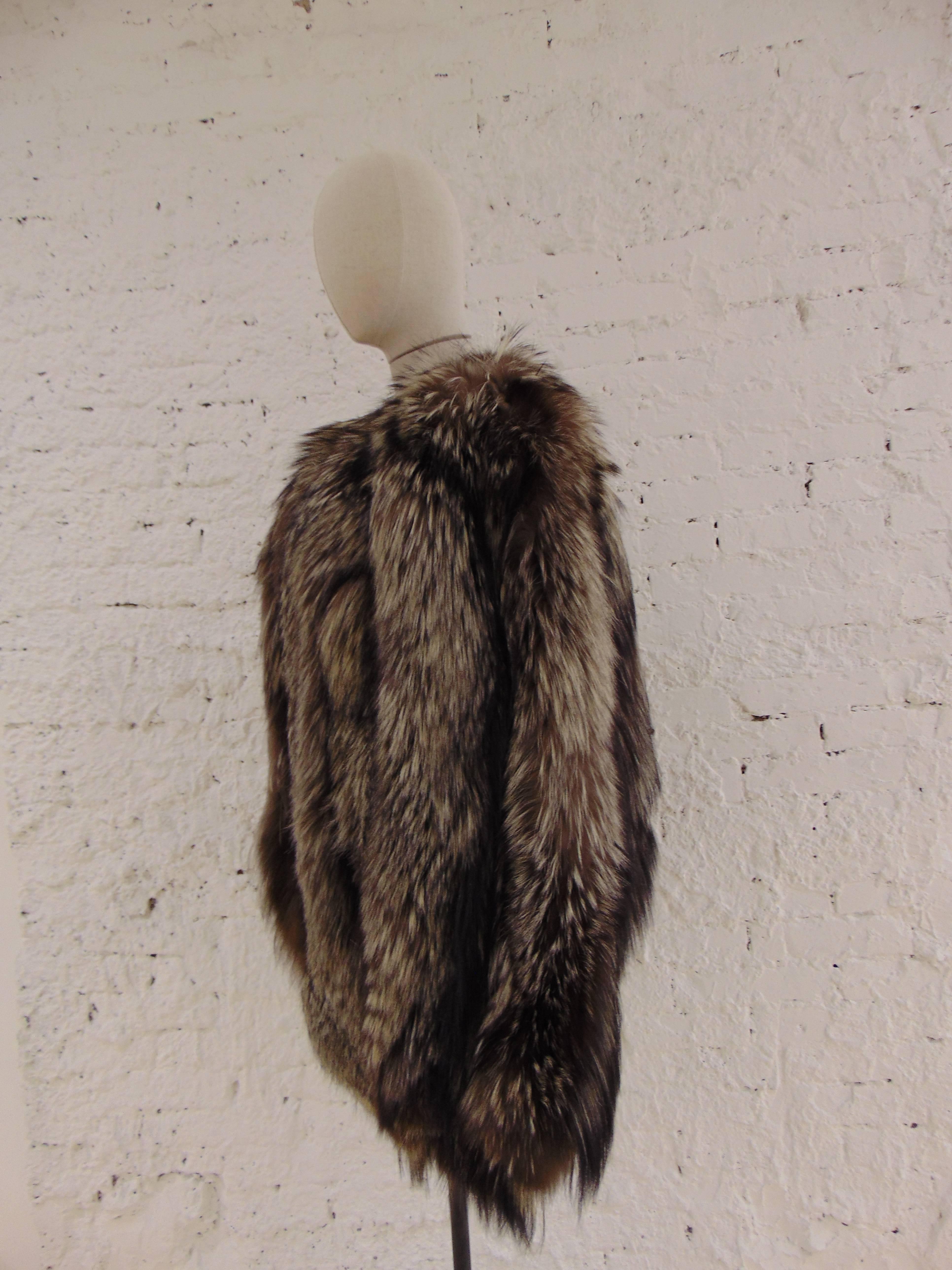 1990 Fendi silver fox fur

totally made in italy in size 
in the inside it has been customized with capital letter of the preonwer
you can hardly read A.M written black on black tone lining