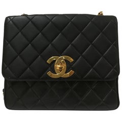 Vintage Chanel Black Leather CC Gold Tone Logo Shoulder Bag