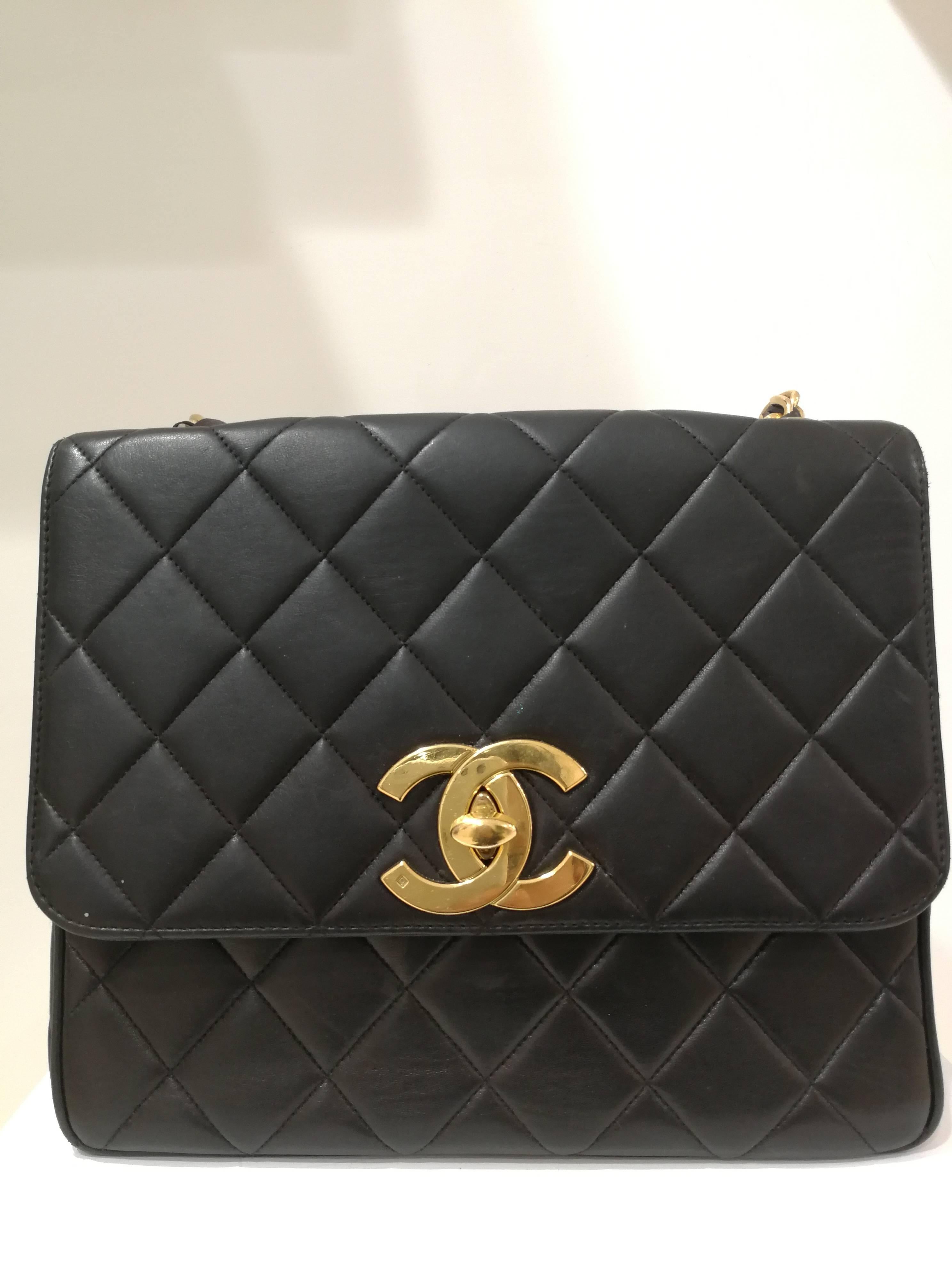 Chanel Black Leather CC Gold Tone Logo Shoulder Bag 3