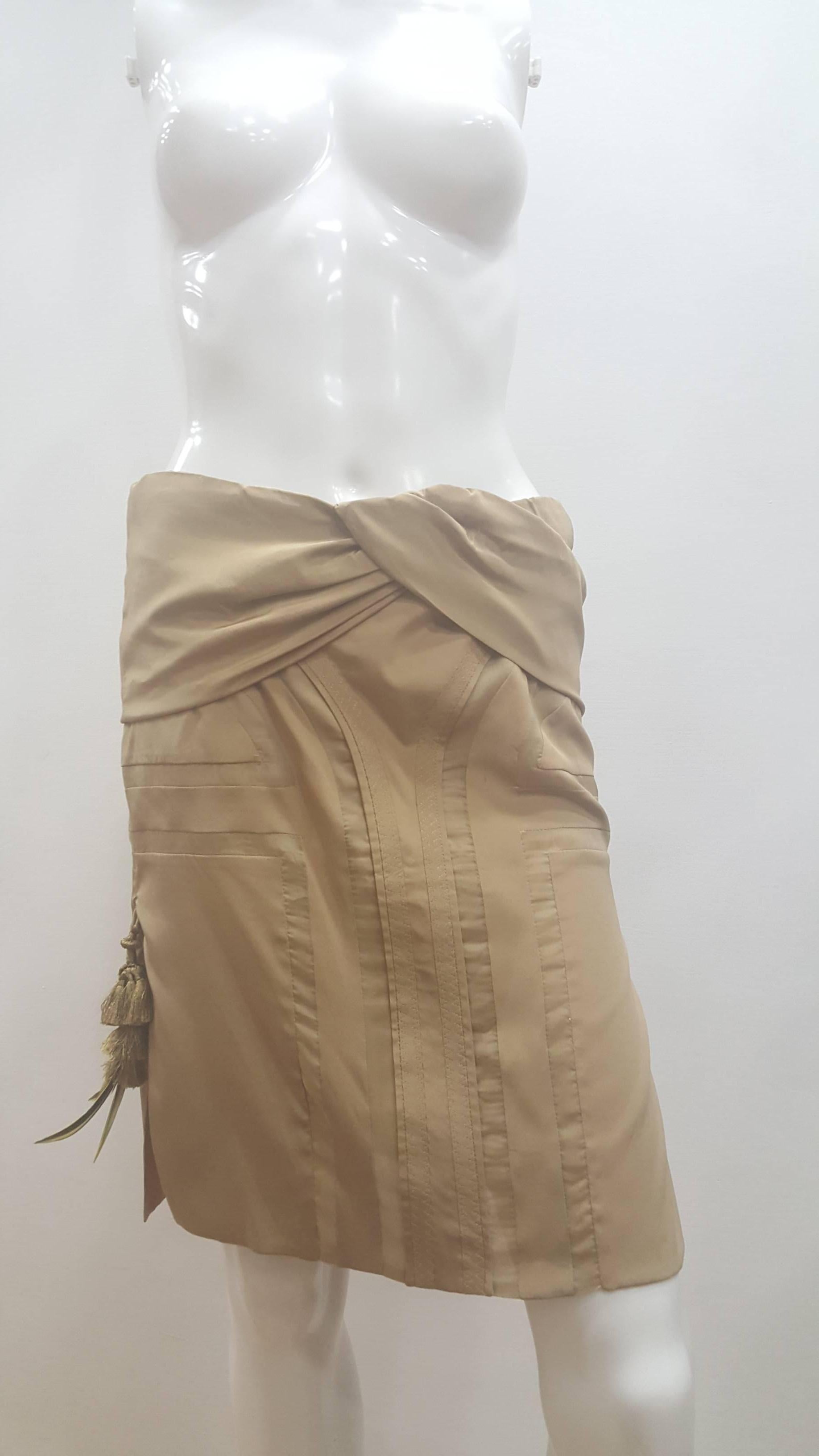 2004 Gucci by Tom Ford beije Skirt For Sale 1