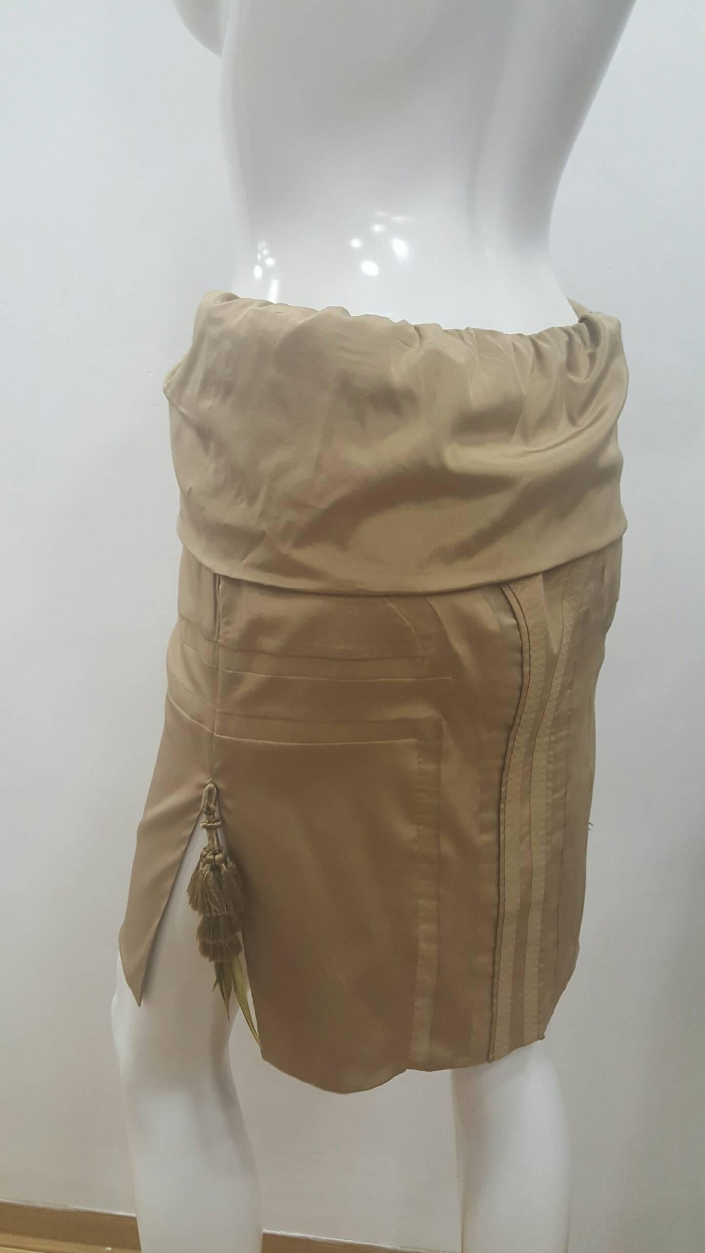 Brown 2004 Gucci by Tom Ford beije Skirt For Sale