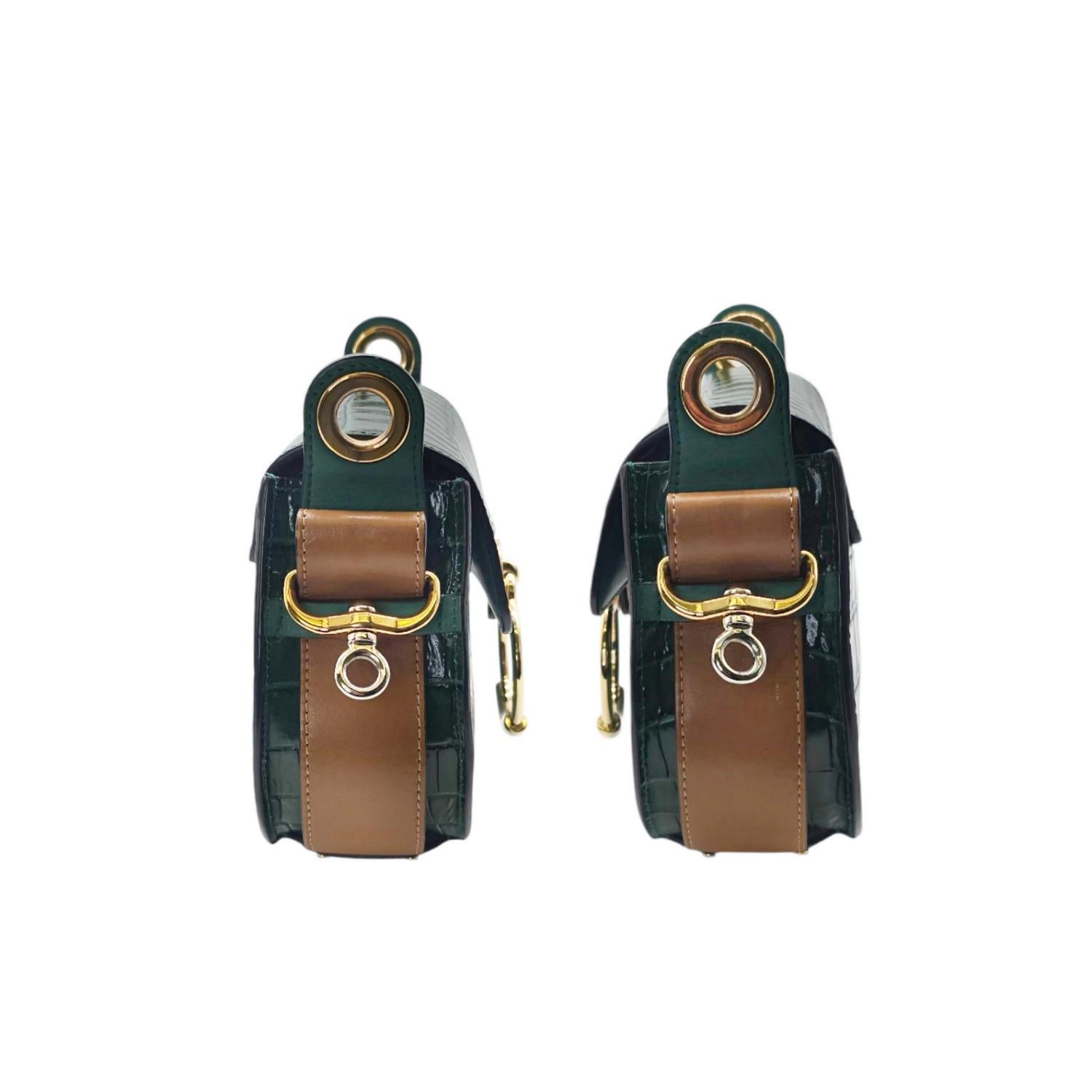 Chloe Borsa a tracolla Tess piccola in rilievo con coccodrillo Greene & Greene In condizioni ottime in vendita a Scottsdale, AZ