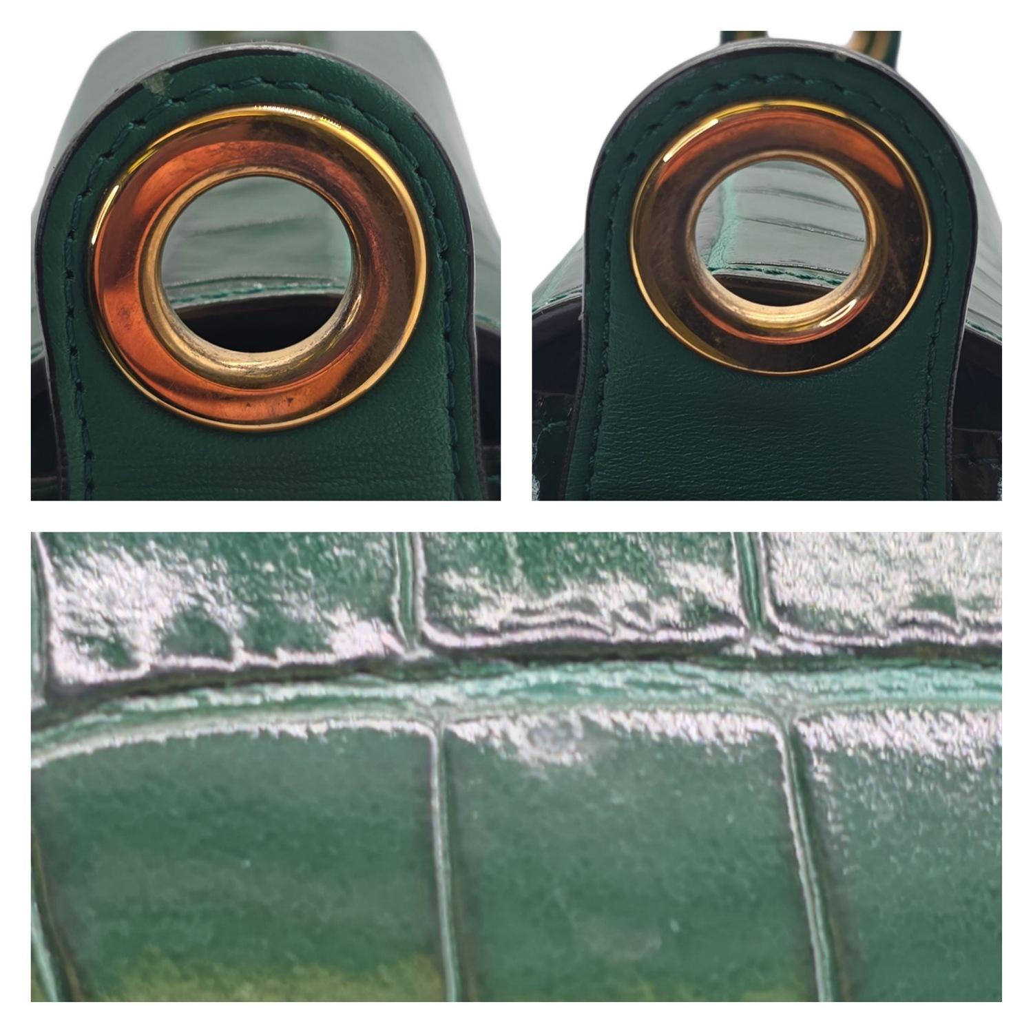 Chloe Borsa a tracolla Tess piccola in rilievo con coccodrillo Greene & Greene in vendita 5