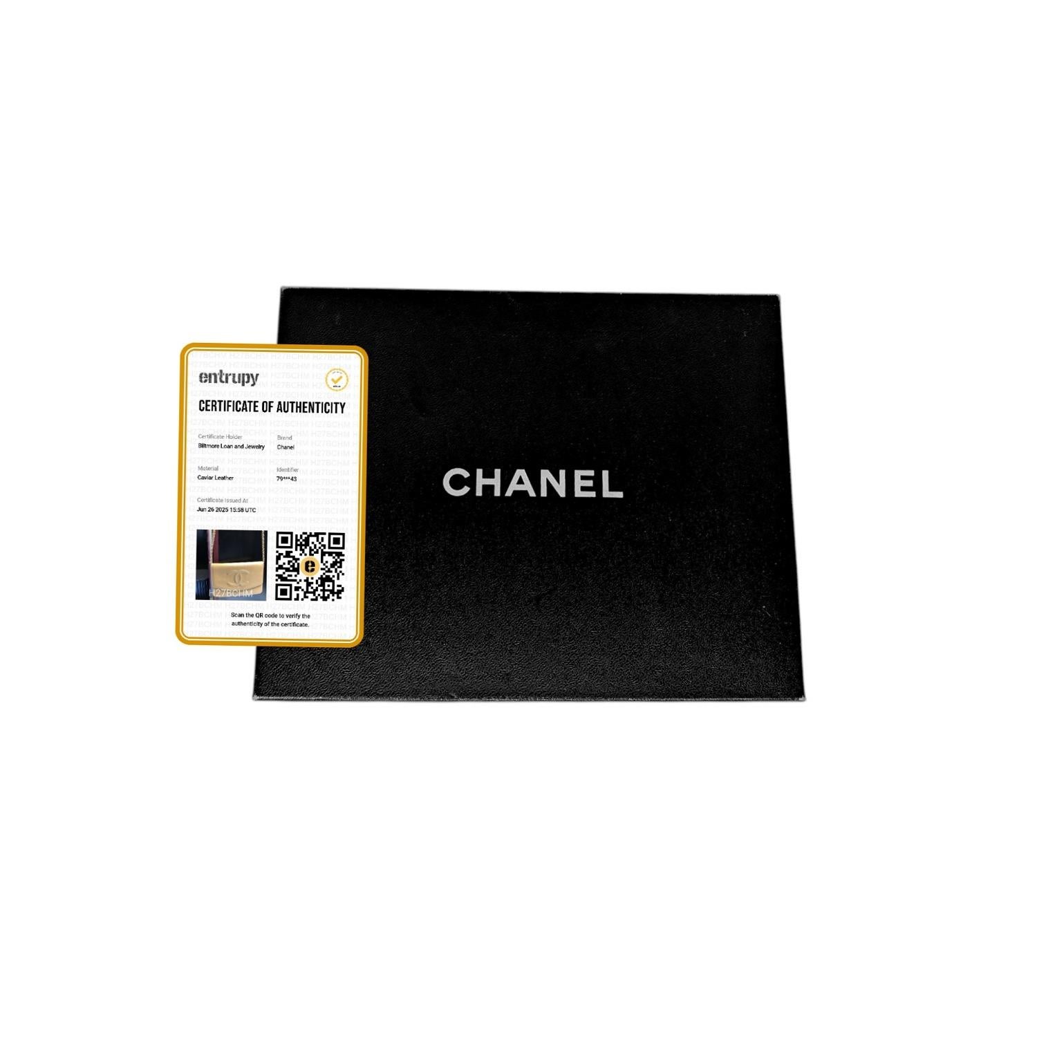 Chanel Vintage Beige Caviar Timeless Wallet On Chain WOC en vente 8