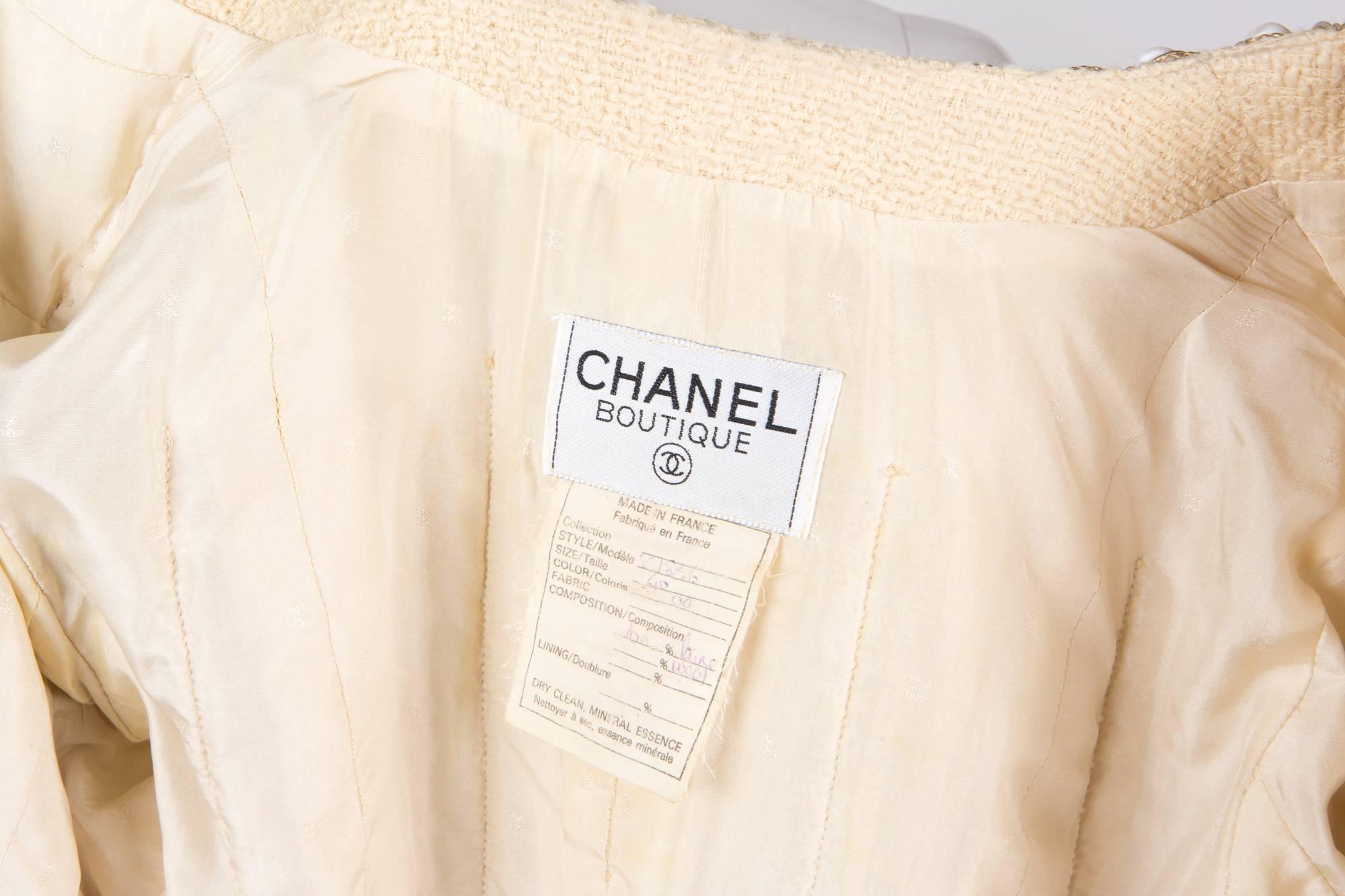 Beige Rare Chanel Ivory Tweed Jacket