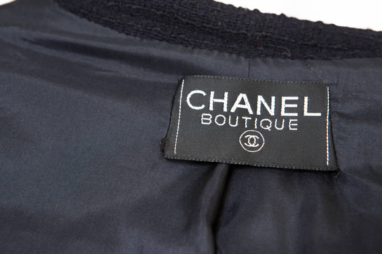 1990s Chanel Classic Dark Navy Wool Boucle Jacket 4