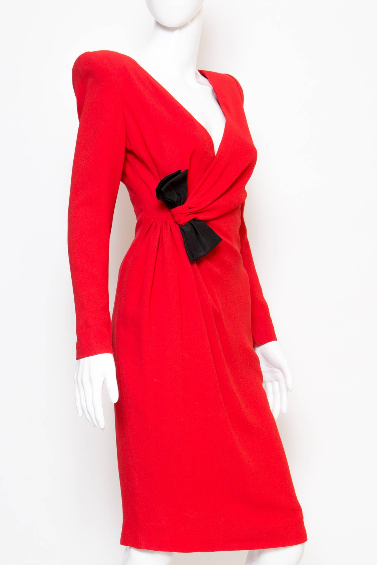1980s Valentino Red Cocktail Dress In Good Condition In Paris, FR