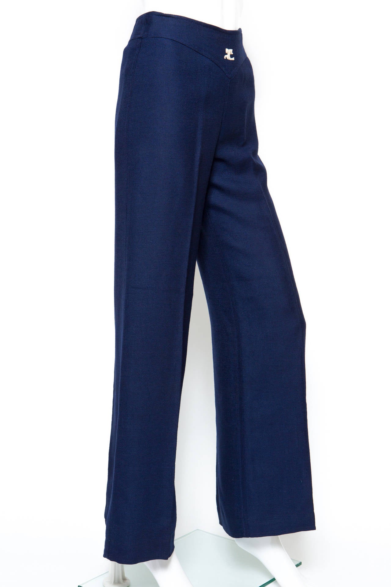 1970s Courrèges High Waisted Flared Trousers In Good Condition In Paris, FR
