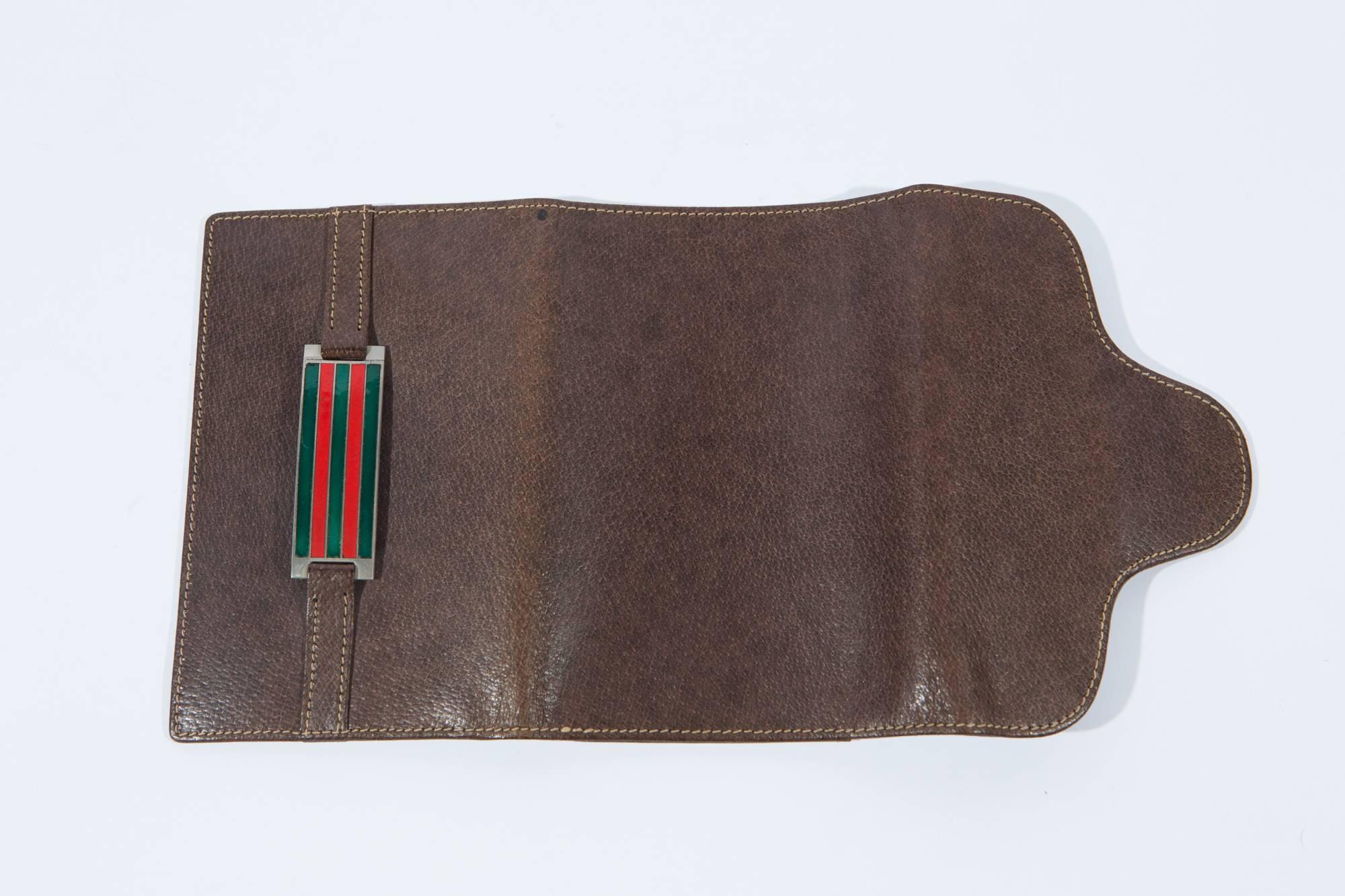 1970s Gucci  Brown Leather Wallet 2