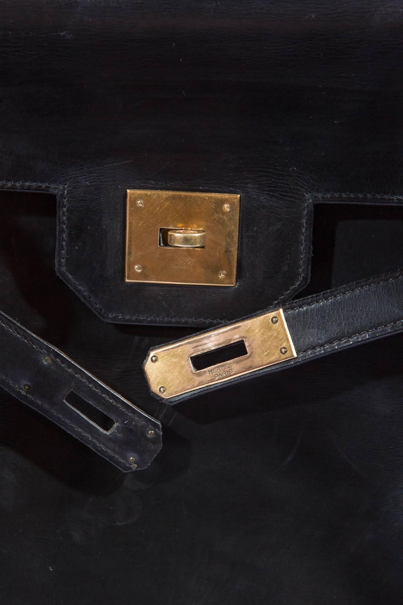 Gorgeous Hermes Black Boxcalf Monaco Bag In Good Condition In Paris, FR