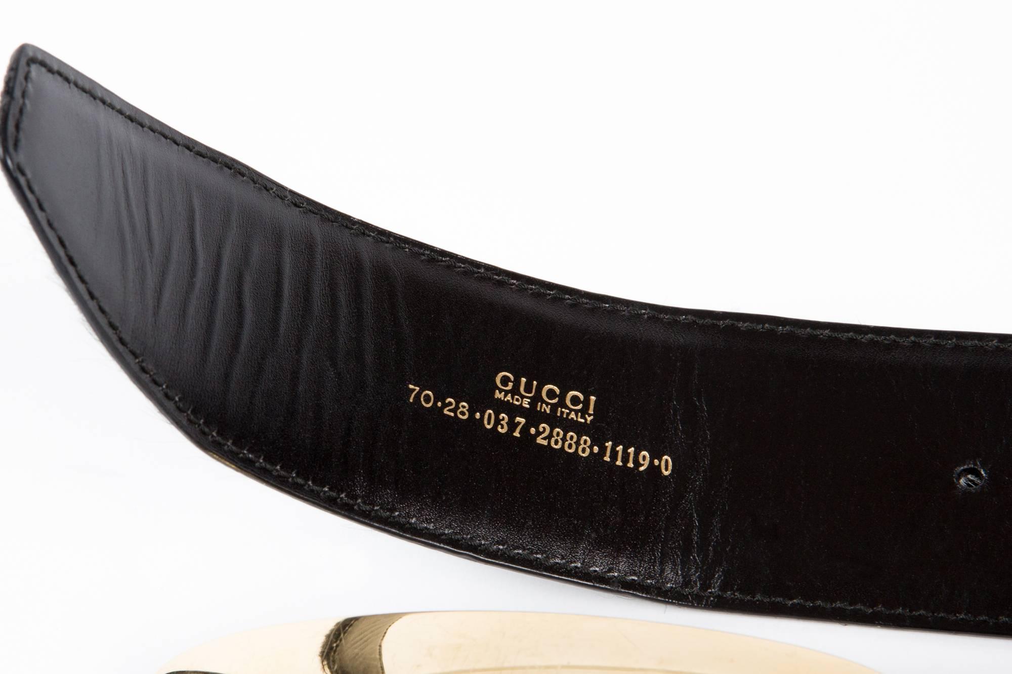 Collector Tom Ford for Gucci black poney hair belt featuring a large  gold-tone logo buckle, with a Gucci pitted on the buckle, an inside pitted logo. Belt used for Gucci campaign.
In excellent vintage condition. Made in Italy
Total length: 1,9in