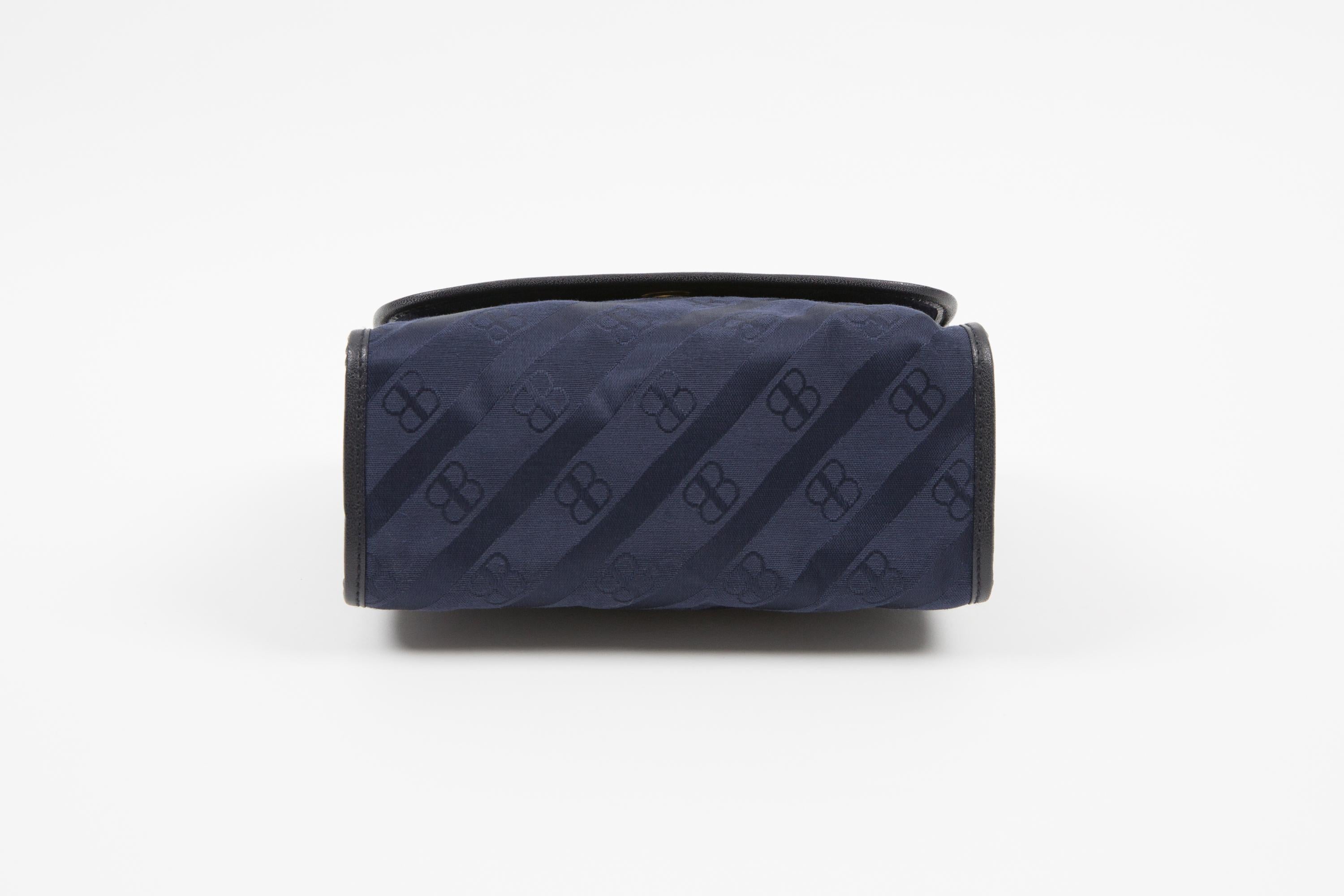 Pochette BB Balenciaga Marine Monaco Bon état - En vente à Paris, FR