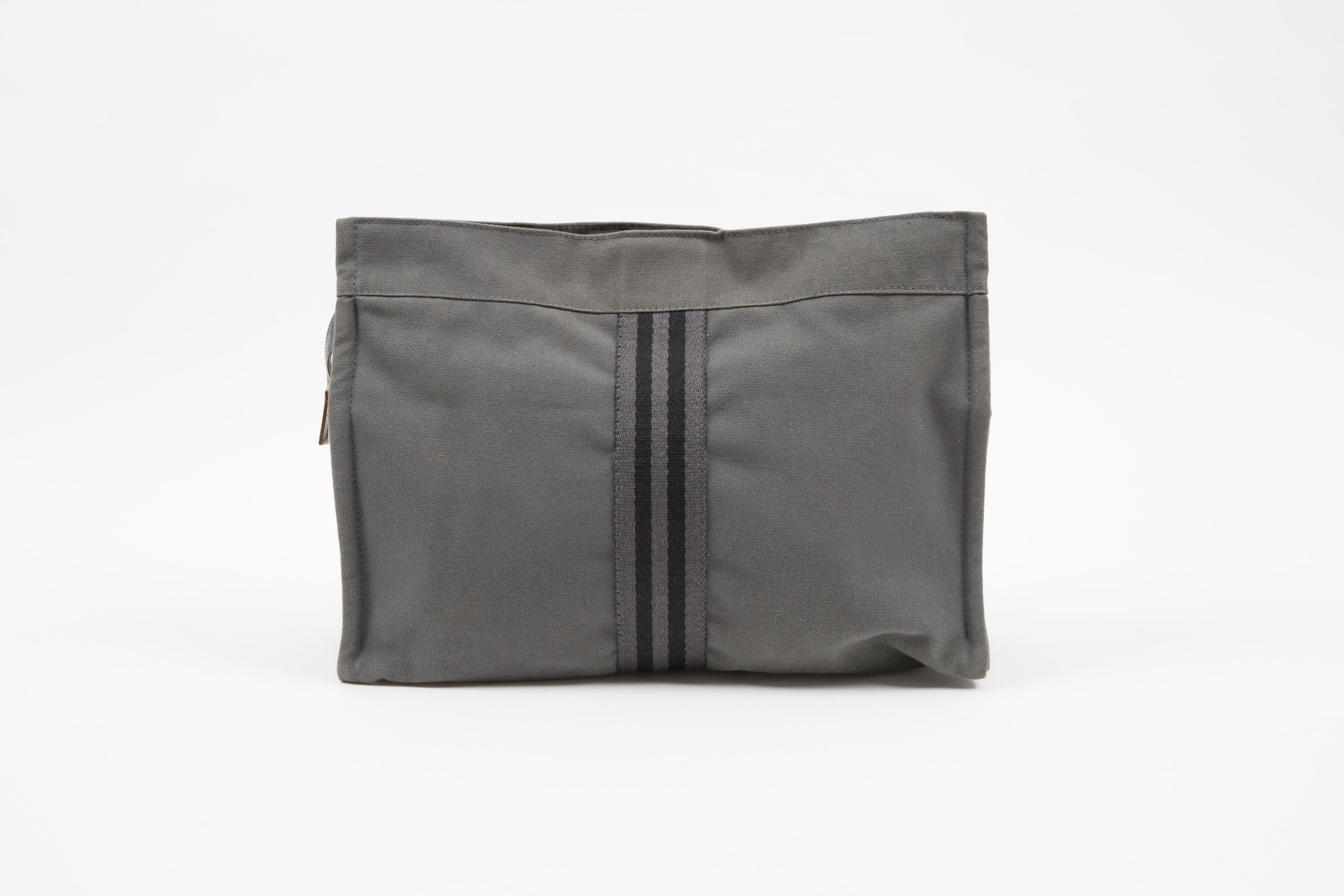 Hermes Medium Tote Bag (Grau) im Angebot