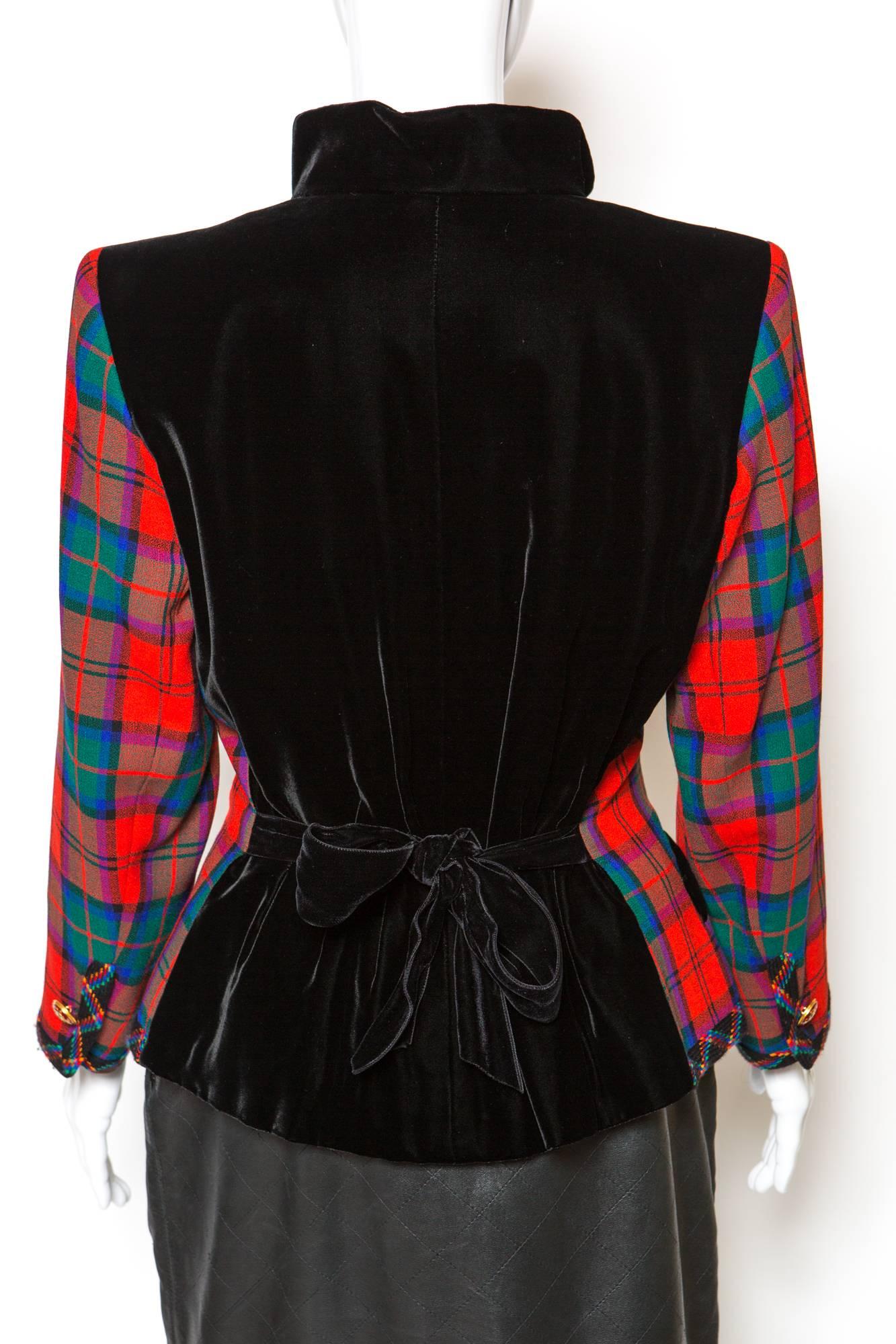 Women's 1994s Yves Saint Laurent Collector Red and Green Wool Tartan Jacket