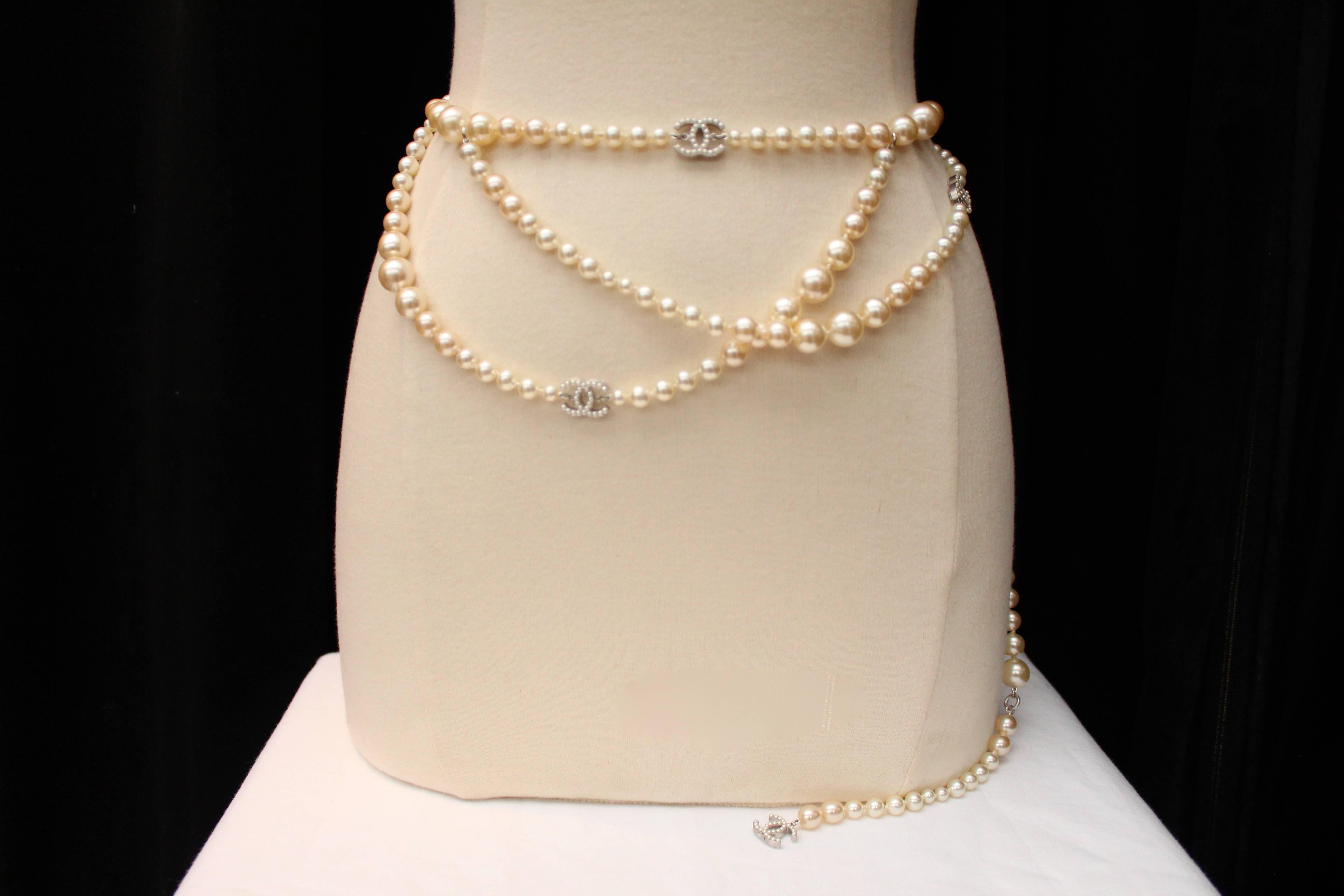 Beige 2004 Chanel Belt/Necklace in Faux Pearls and CC Logo