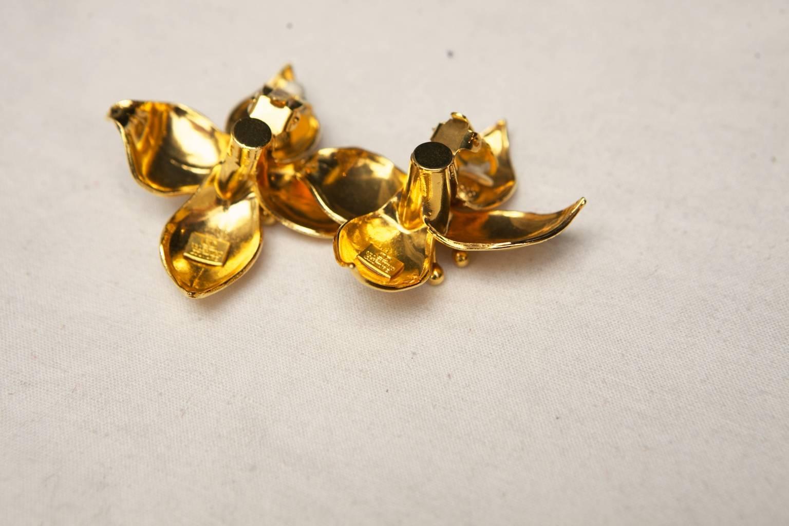 1990s Valentino Couture Gilt Flower Clip On Earrings 2