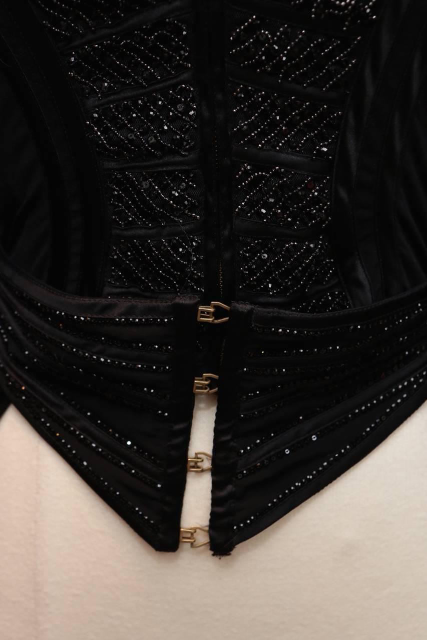 Fall 2003 Gucci Black Asymetrical Bustier Top by Tom Ford In Good Condition In Paris, FR
