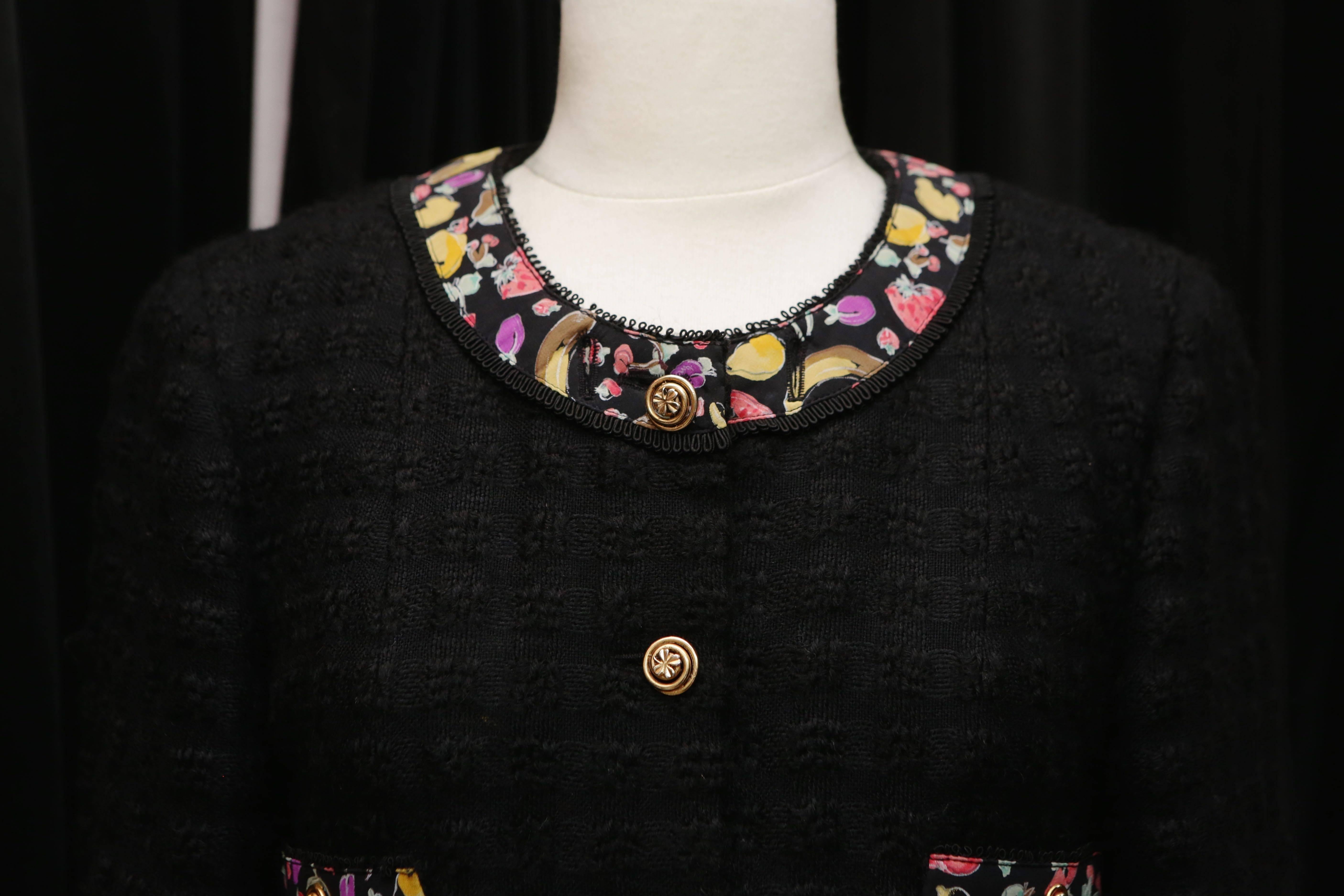 1990s Chanel Black Tweed and Fruit Pattern Silk Jacket For Sale 1