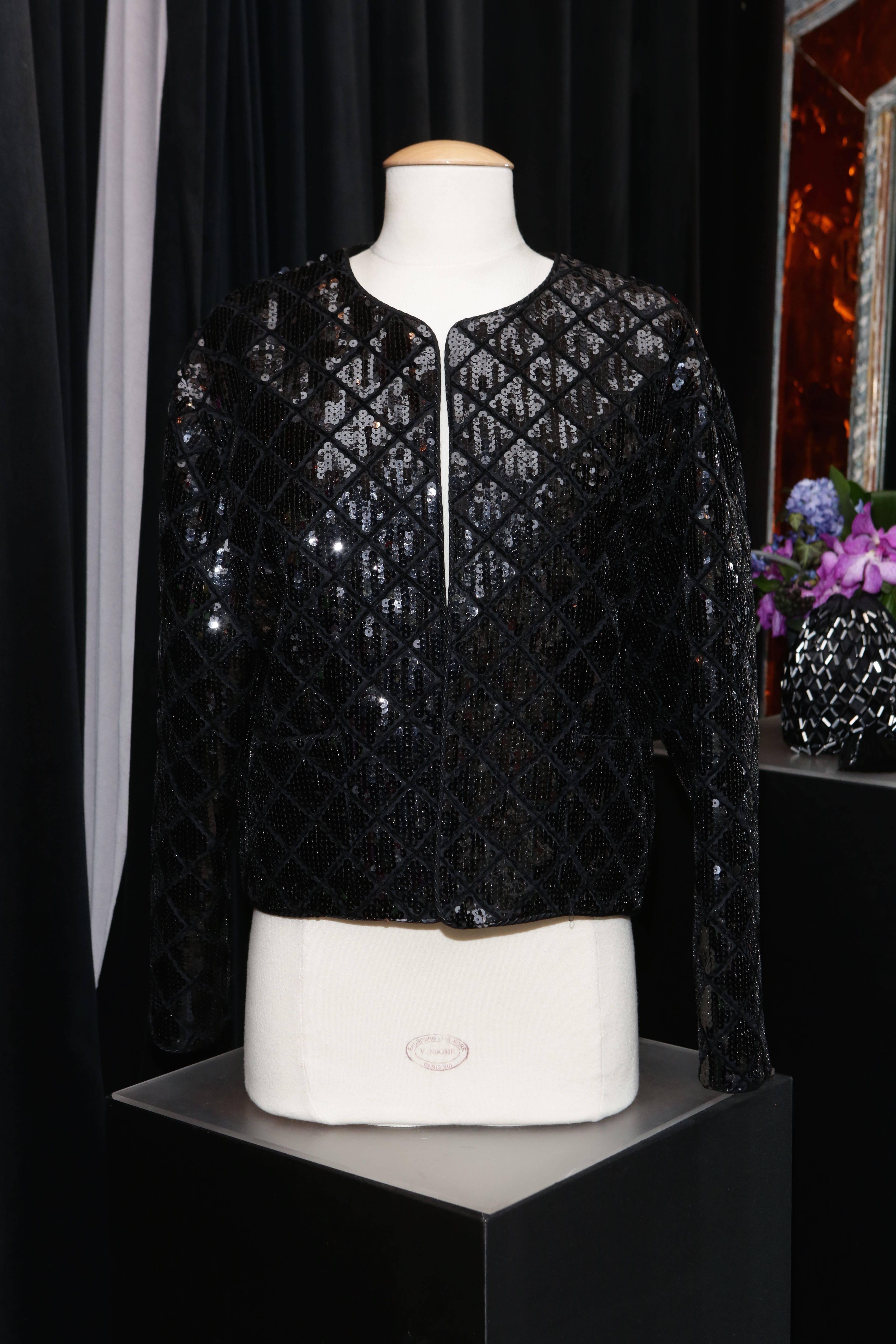 Early 1990s Chanel Black Sequins Skirt Suit For Sale 4
