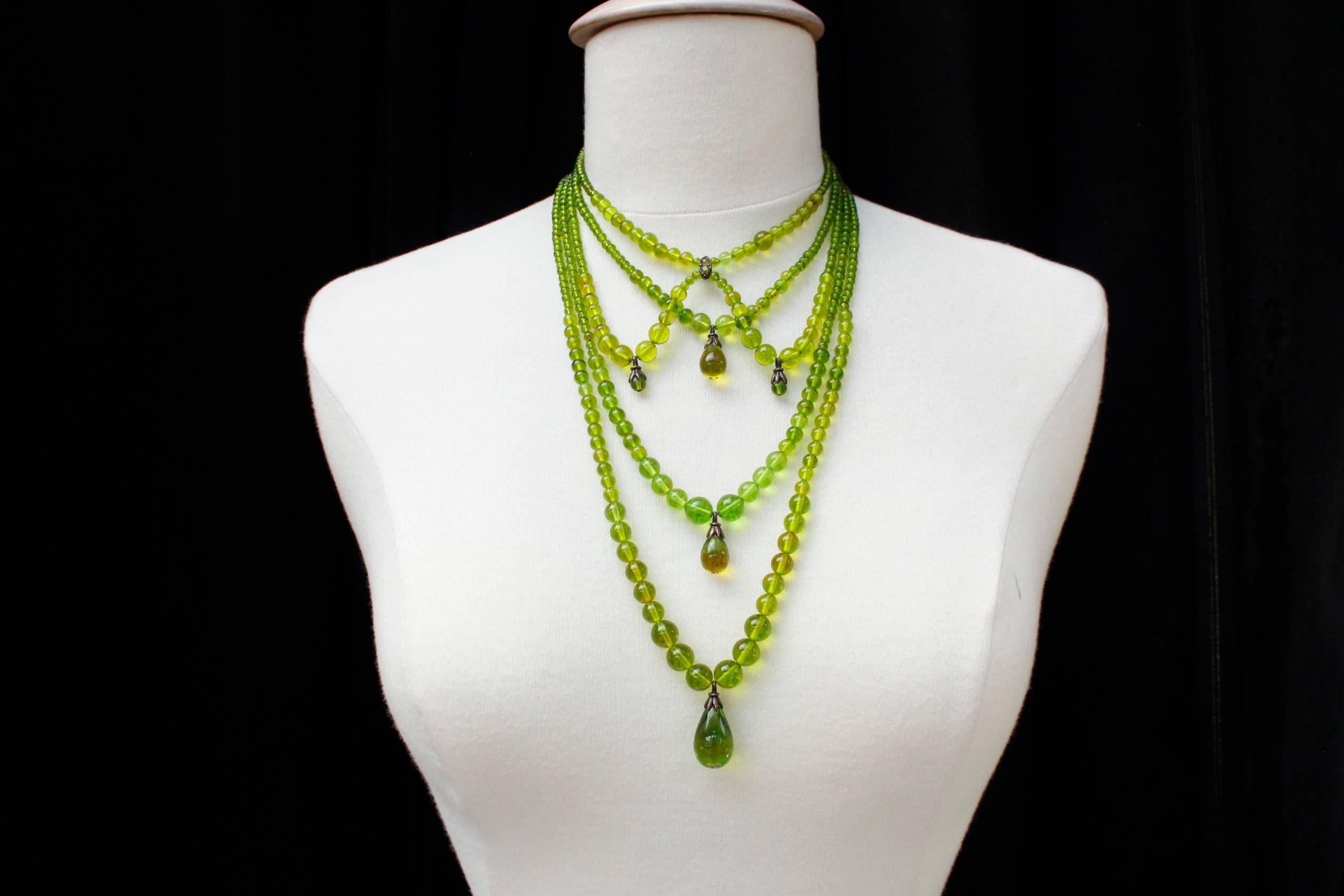 Late 1990s Christian Dior by Galliano Green Massai Necklace In Good Condition In Paris, FR