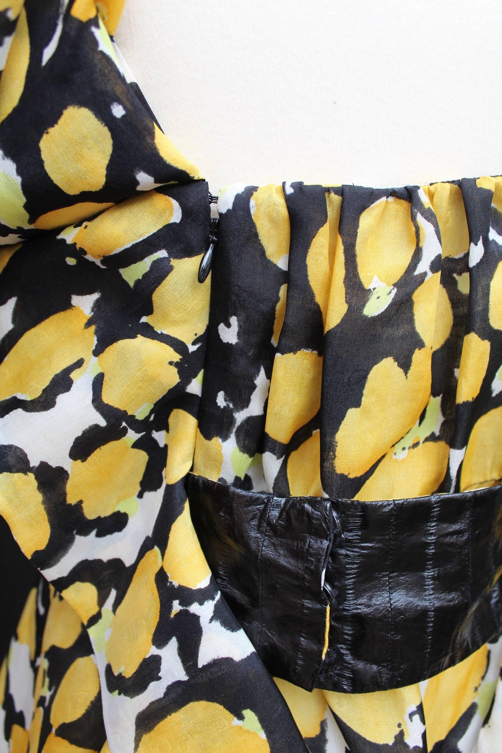 1980s, Christian Lacroix yellow, black and white organza puffy dress In Excellent Condition For Sale In Paris, FR