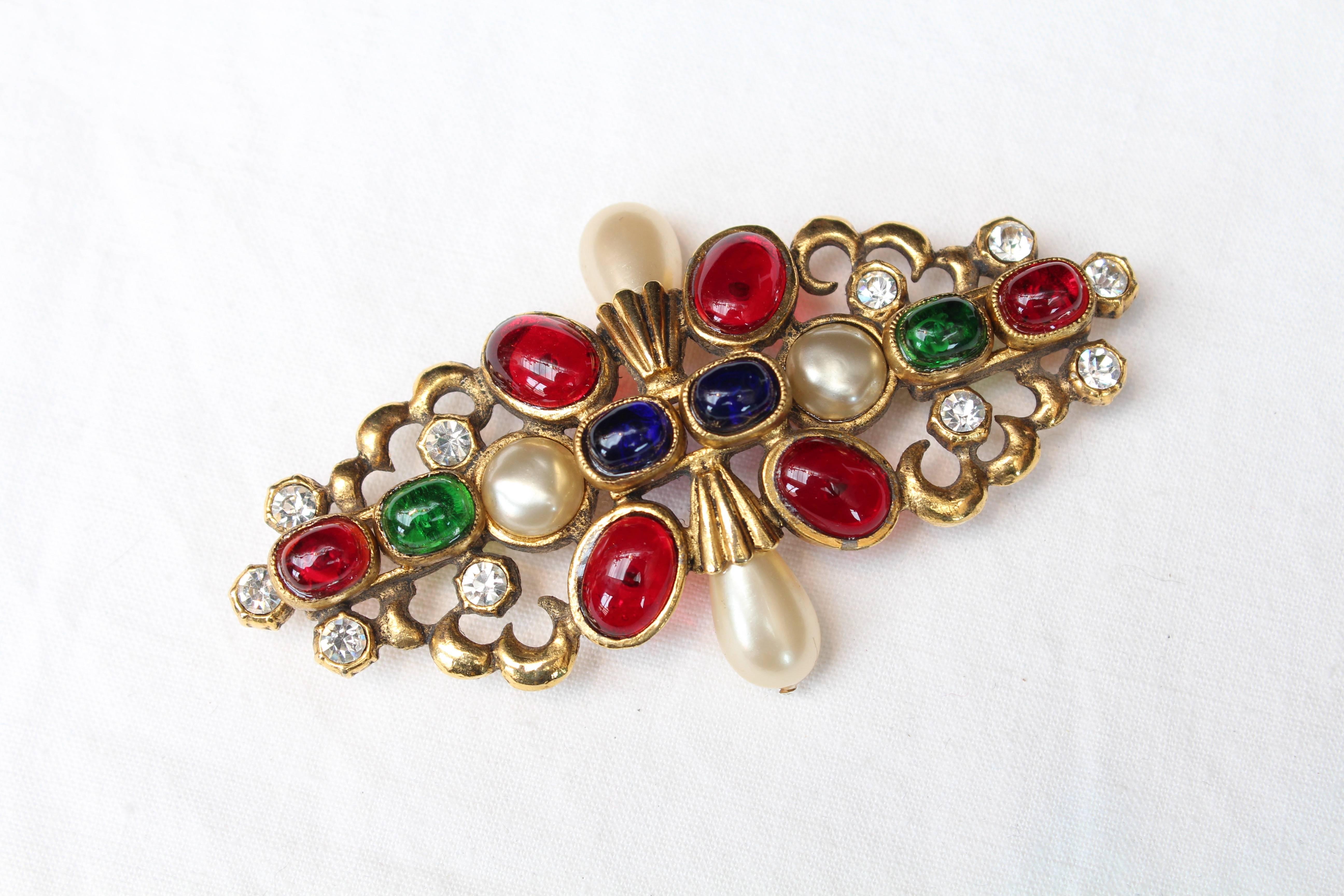 Women's 1984 Chanel gilted metal brooche with glass paste cabochons