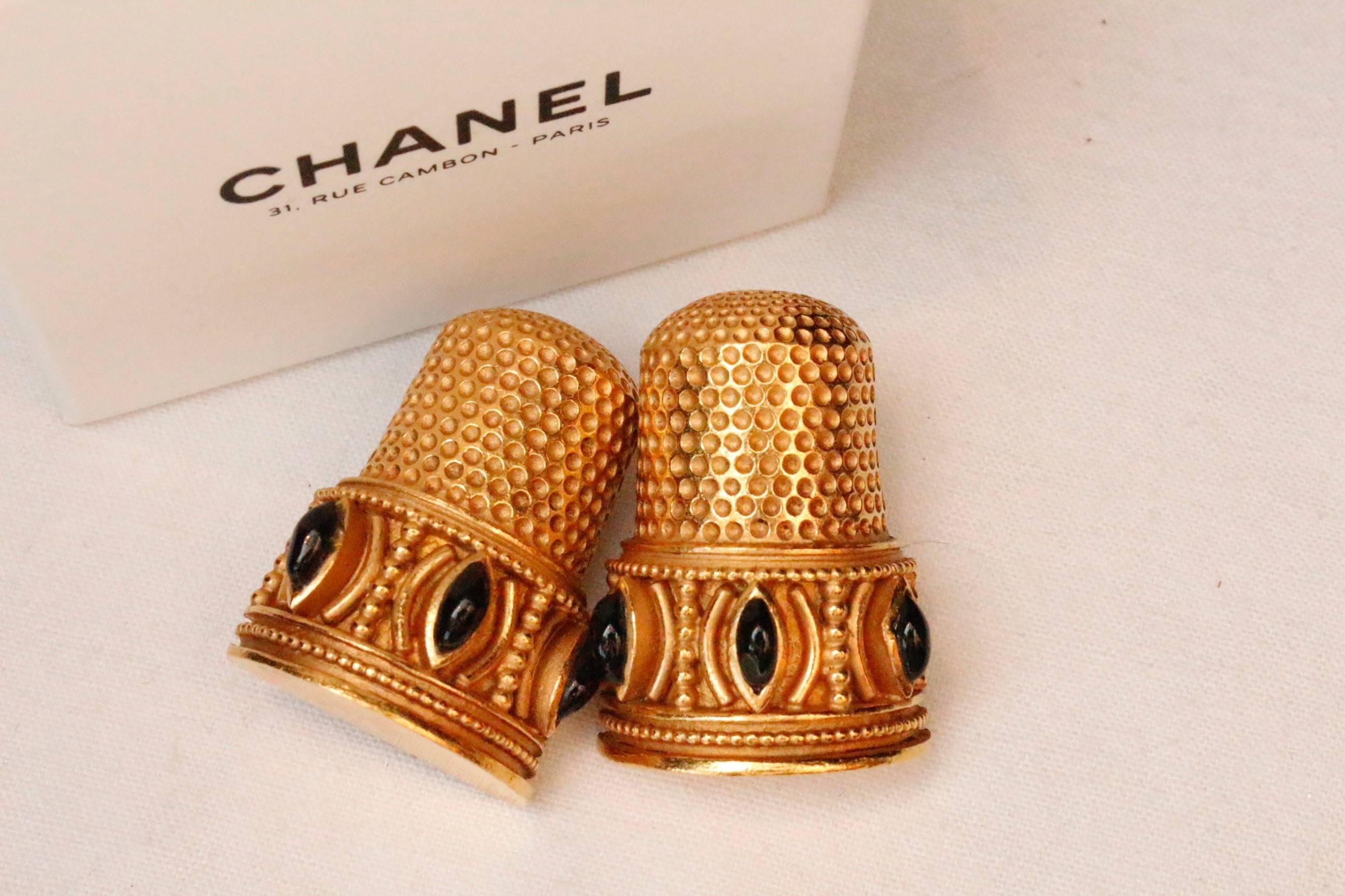 1990s Chanel exceptional and rare thimble set 4