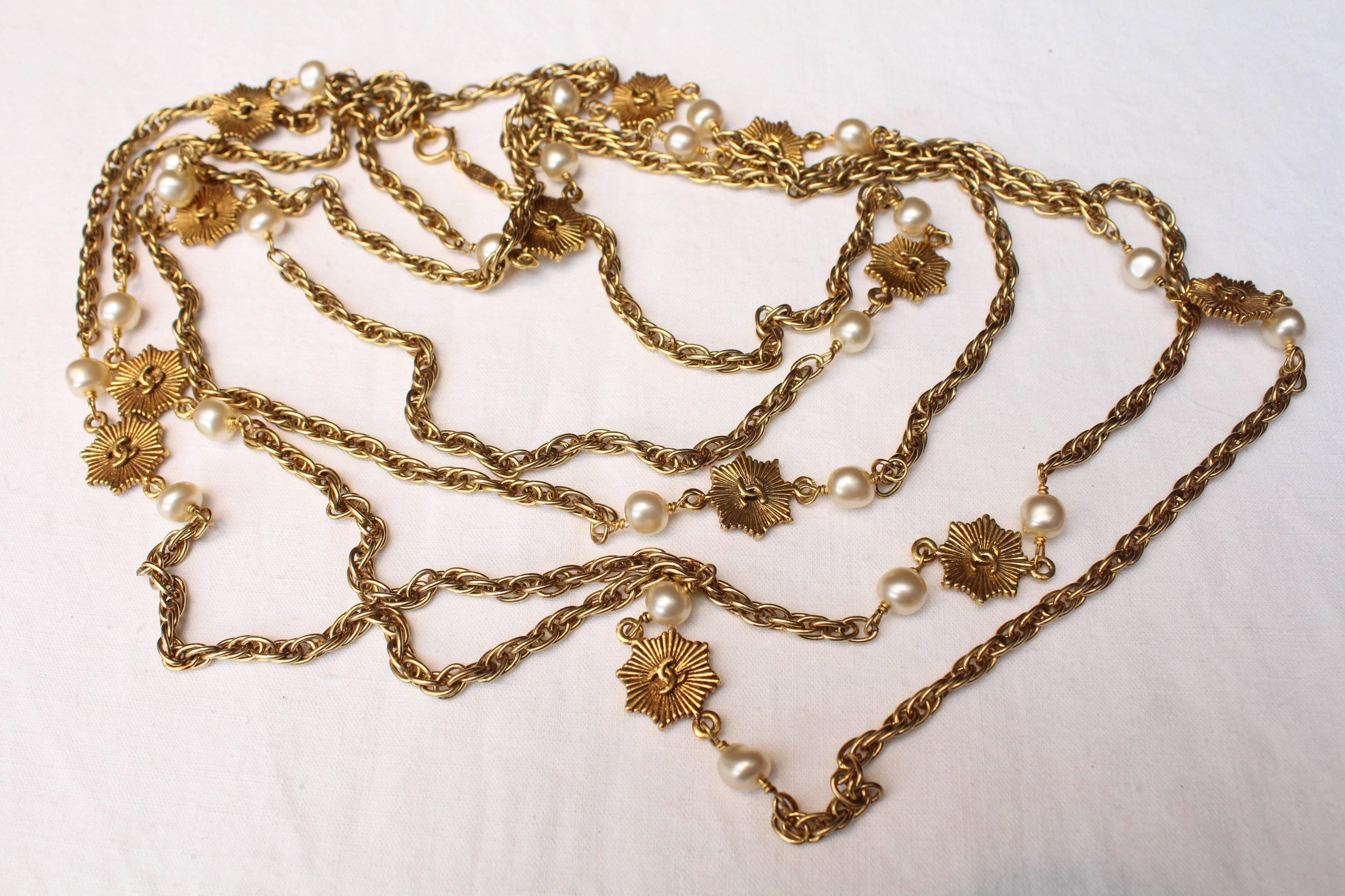 1984 Chanel gilded metal long sautoir with stars and pearly beads 2