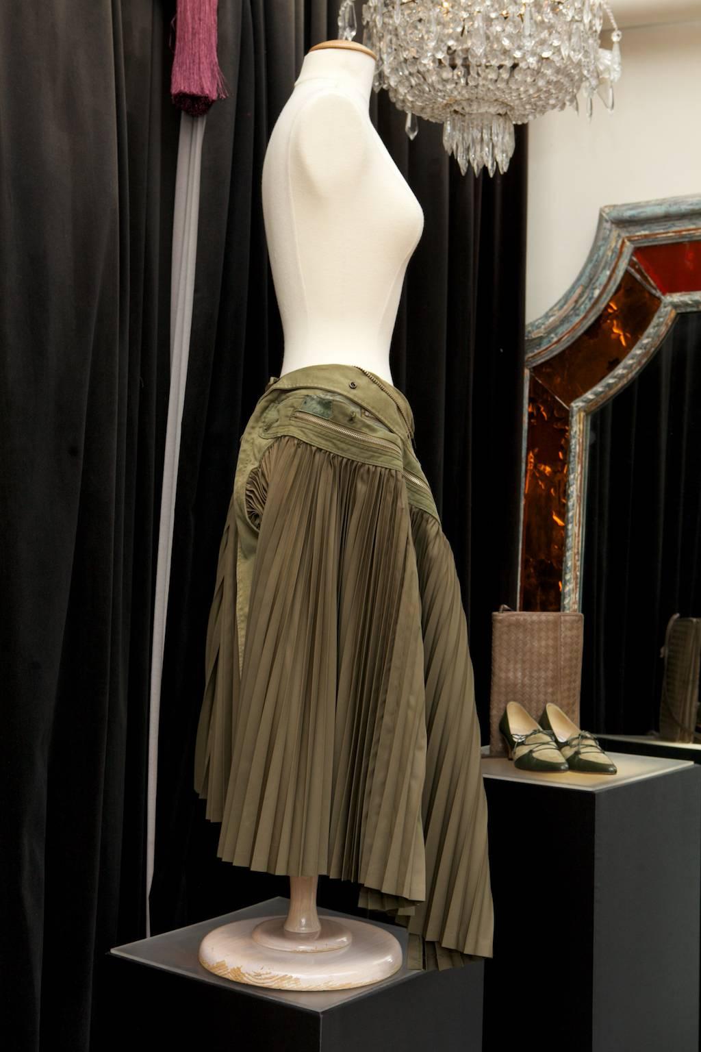 Black 2000s, Junya Watanabe for Comme des Garçons khaki fabric pleated skirt For Sale