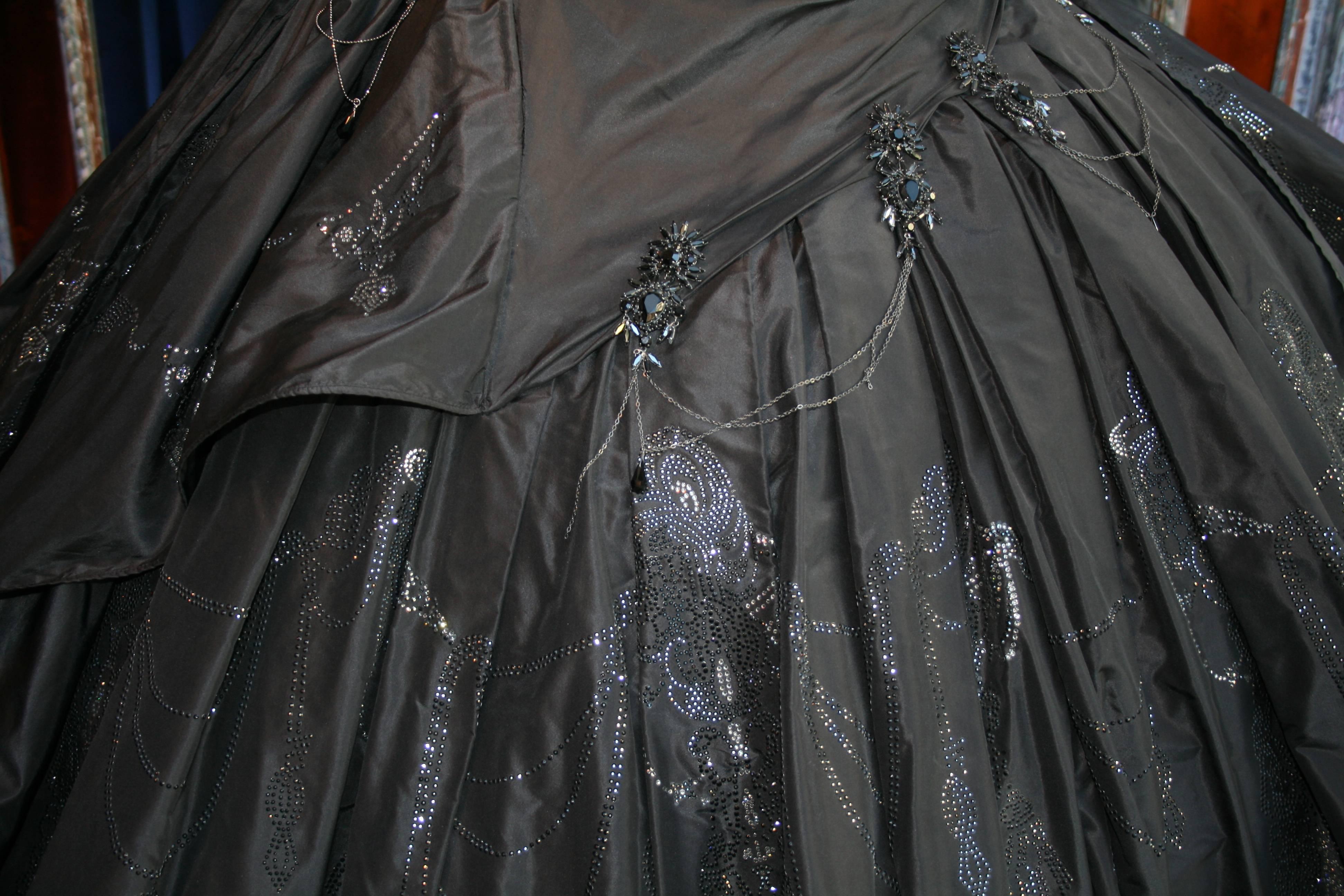 Women's Torrente Haute Couture black taffeta jewel dress For Sale