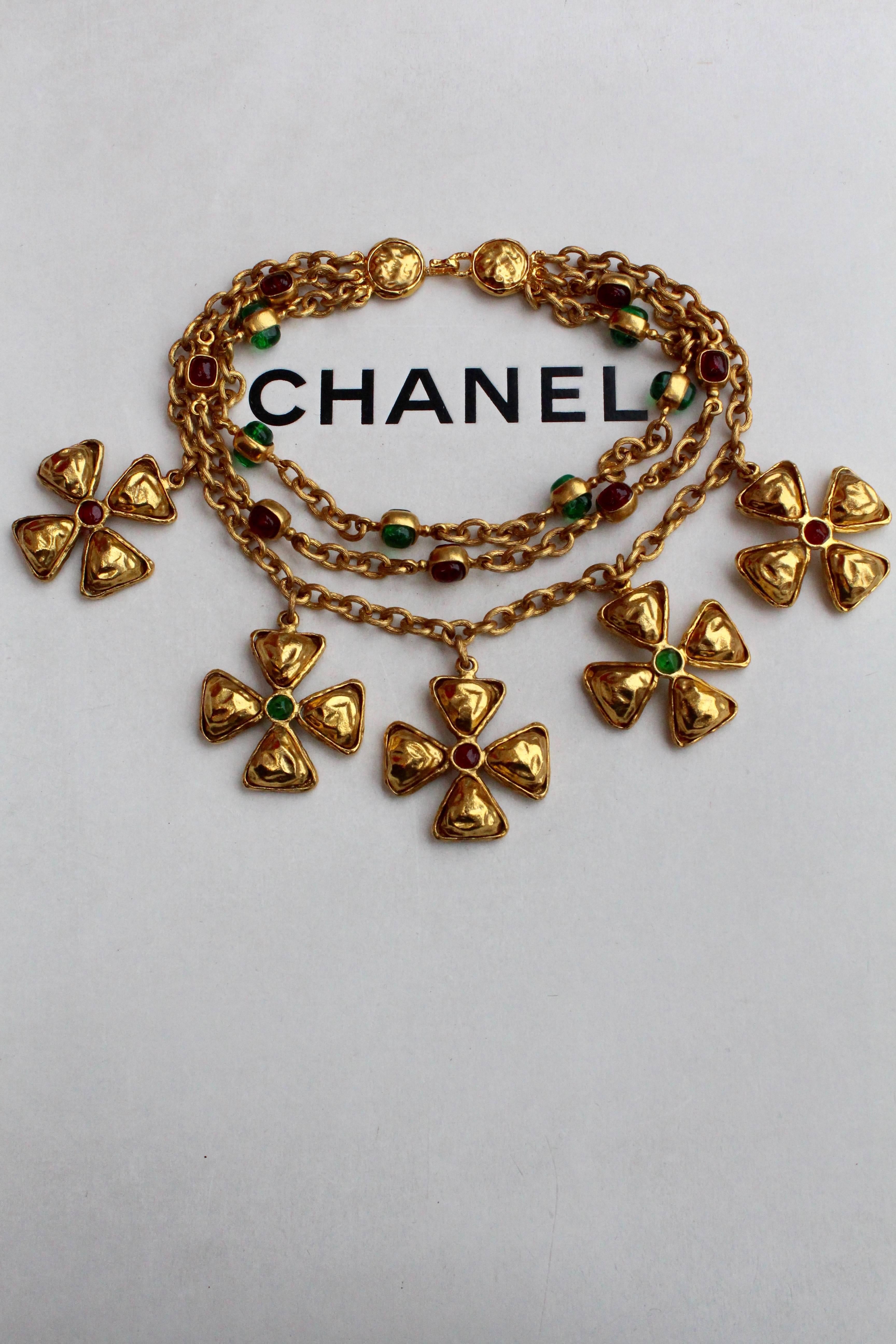 Women's Chanel gilded metal choker with Maltese cross pendants, 1980s