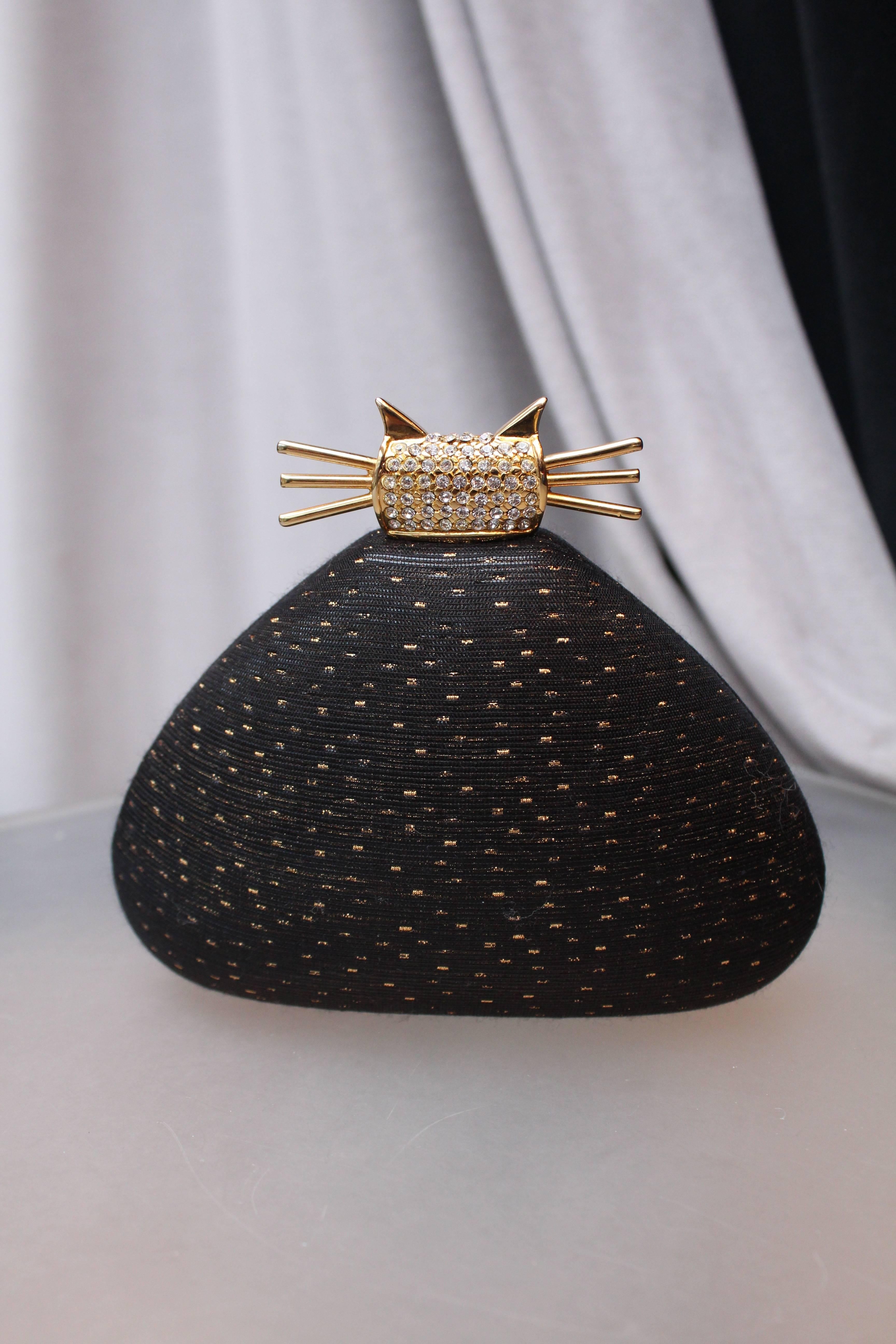 Rodo black and gold cat-shaped minaudière, 1980s  In Excellent Condition For Sale In Paris, FR