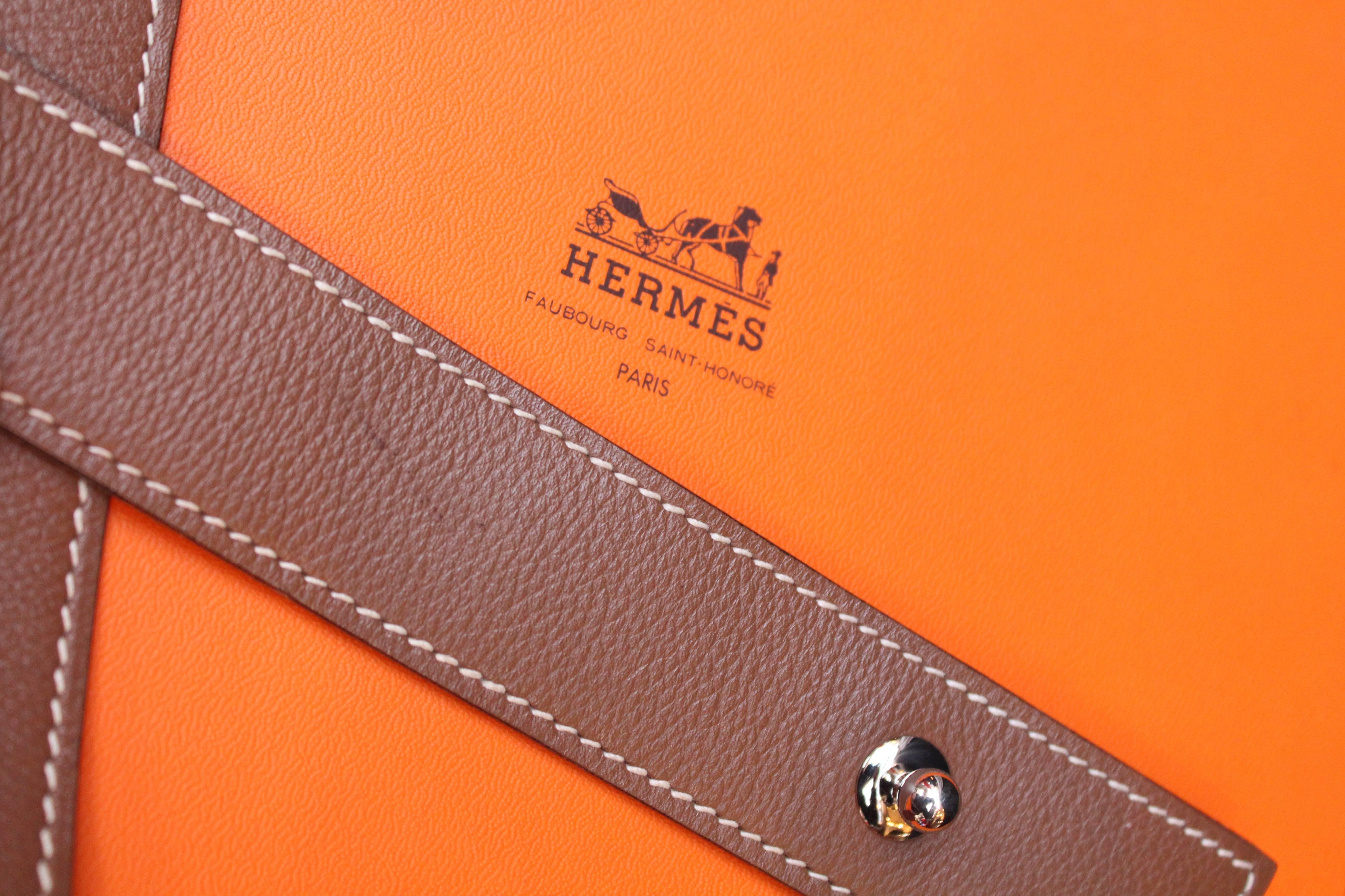 Hermès brown leather belt and clutch 5