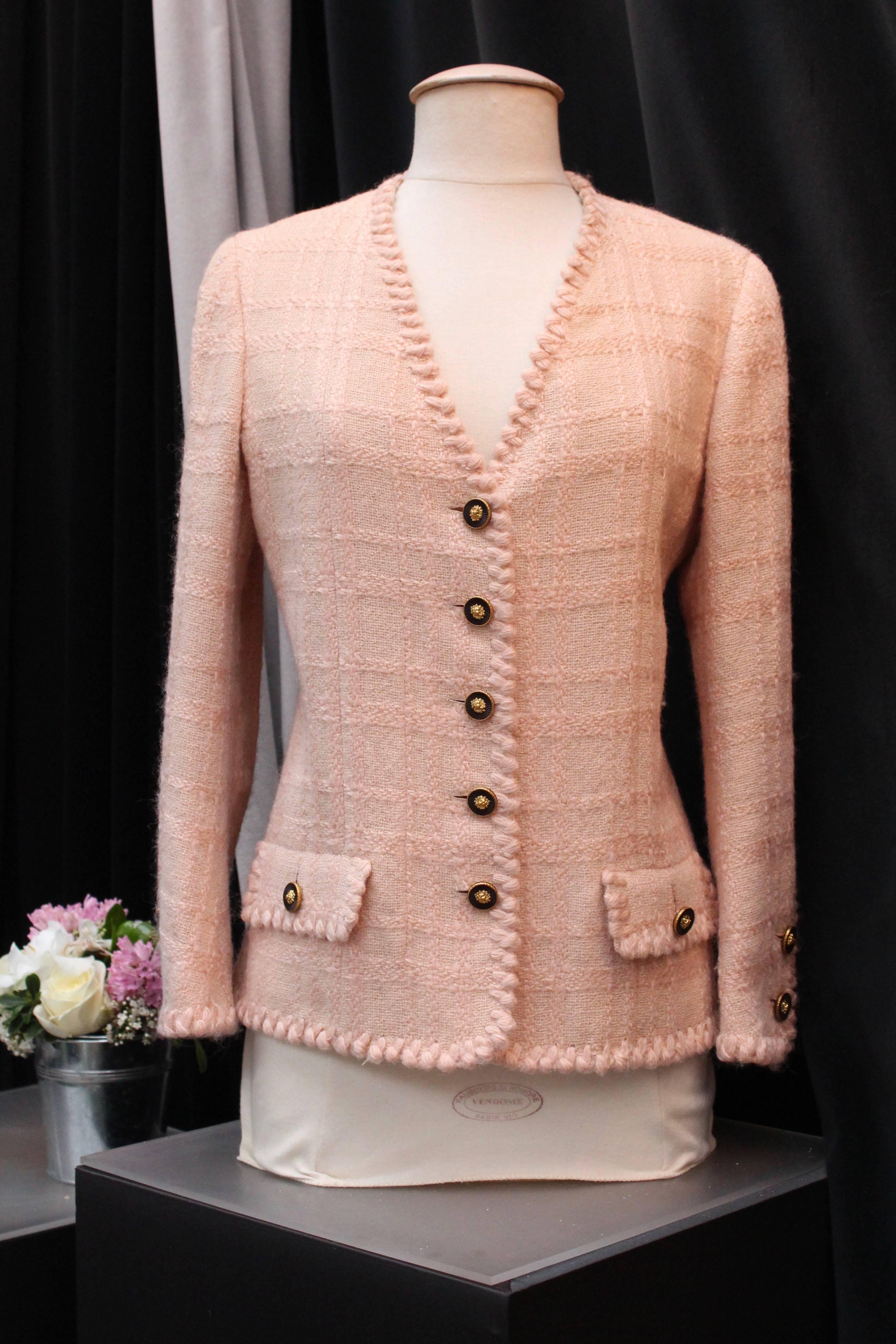Women's Chanel Haute Couture light pink wool skirt set, 1960s 