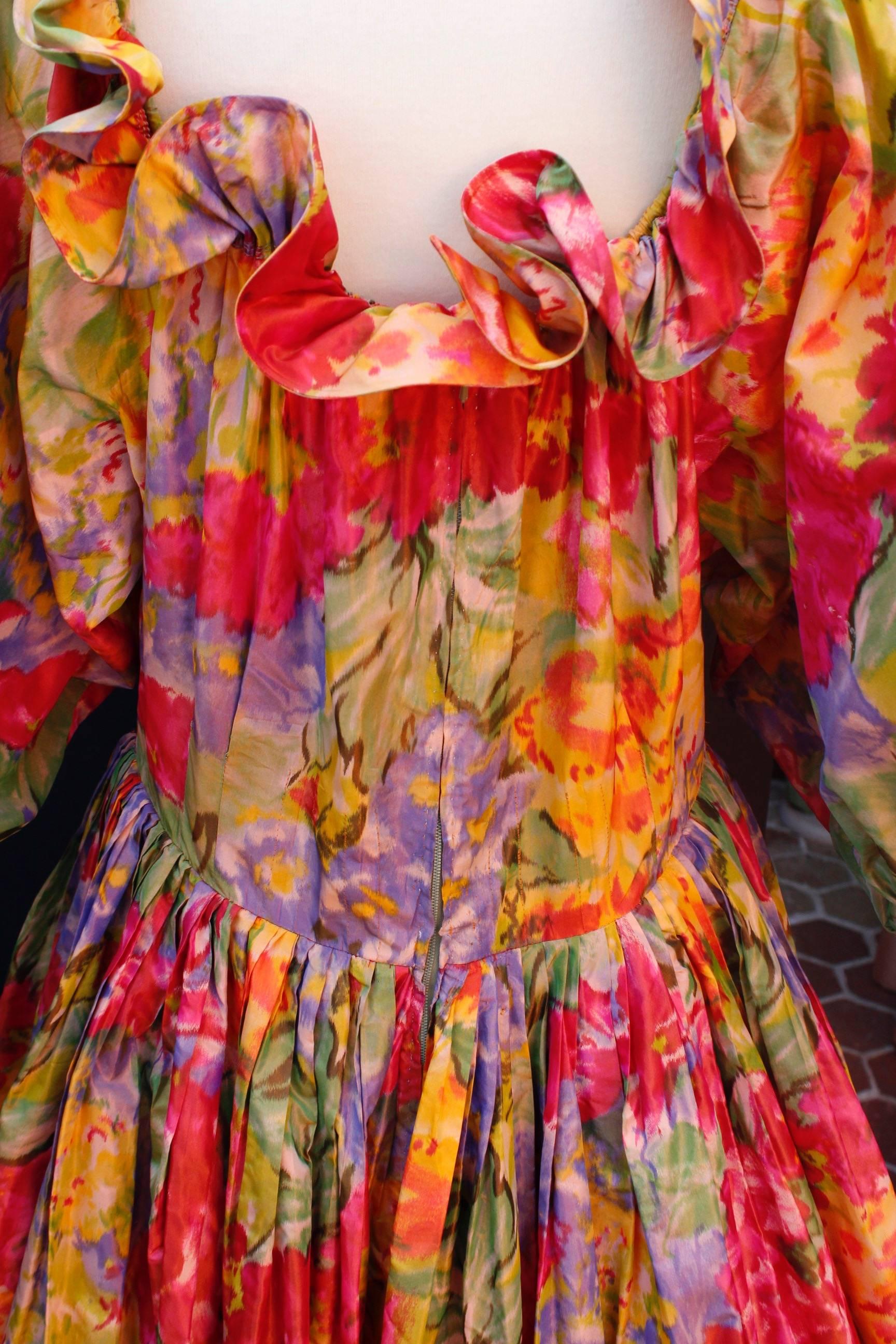 1990s Nina Ricci (attributed to) Opera dress with yellow red and green colors For Sale 1