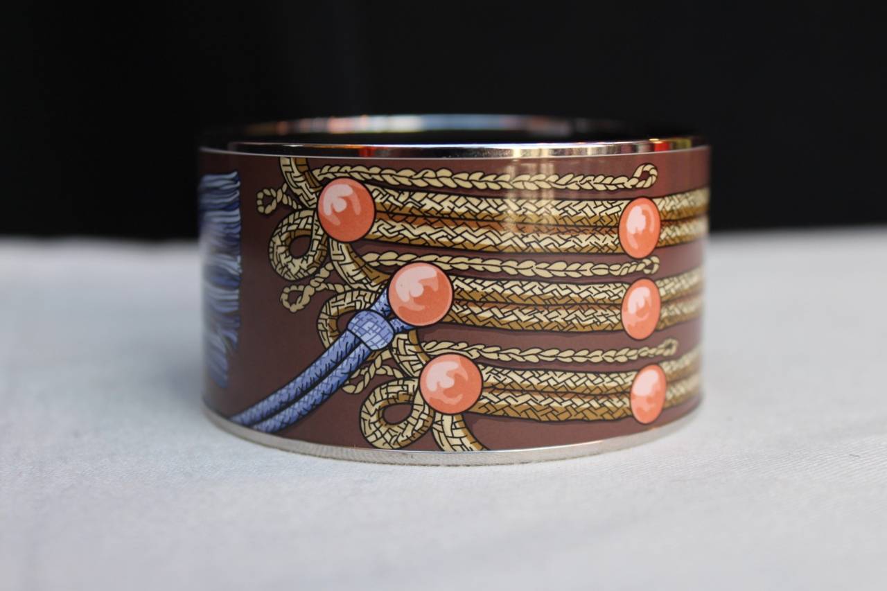 Hermes Brown Enamel Bangle with Blue and Beige Trimmings Design In New Condition In Paris, FR