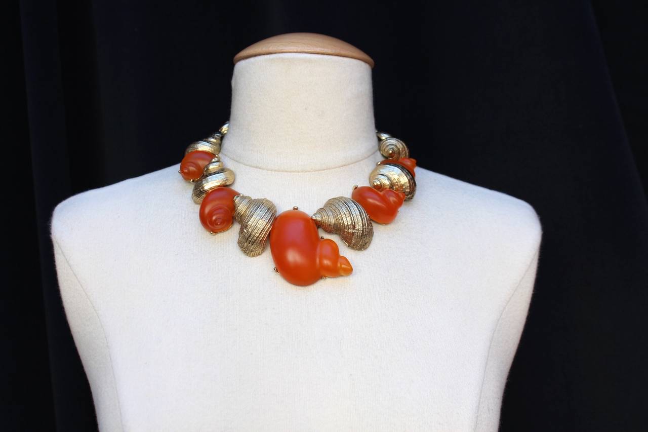 1987 Christian Dior Rare Shell Necklace by Robert Goossens In Excellent Condition In Paris, FR
