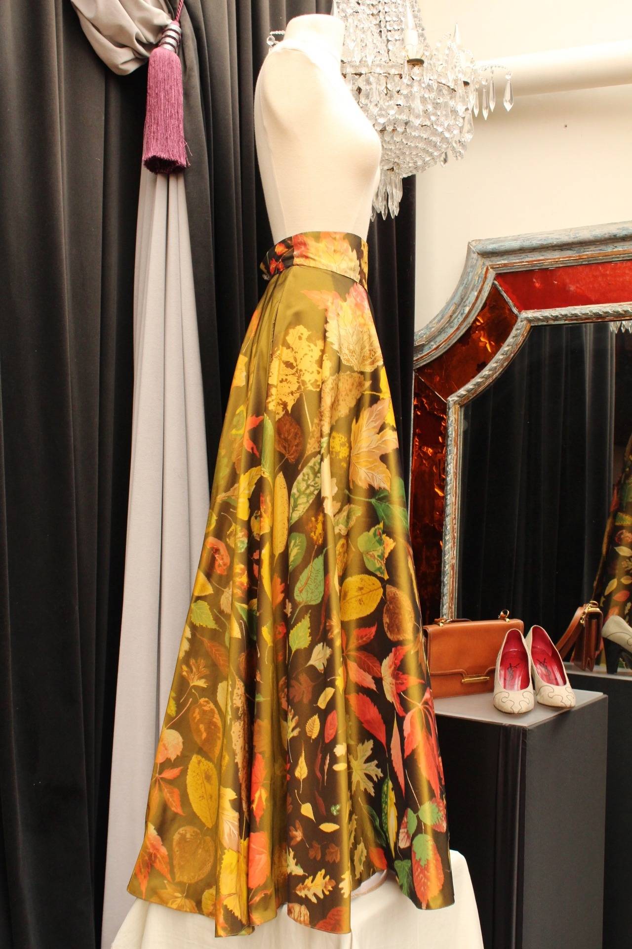 Women's 1980s Hermes Autumnal Motif Long Silk Taffeta Skirt