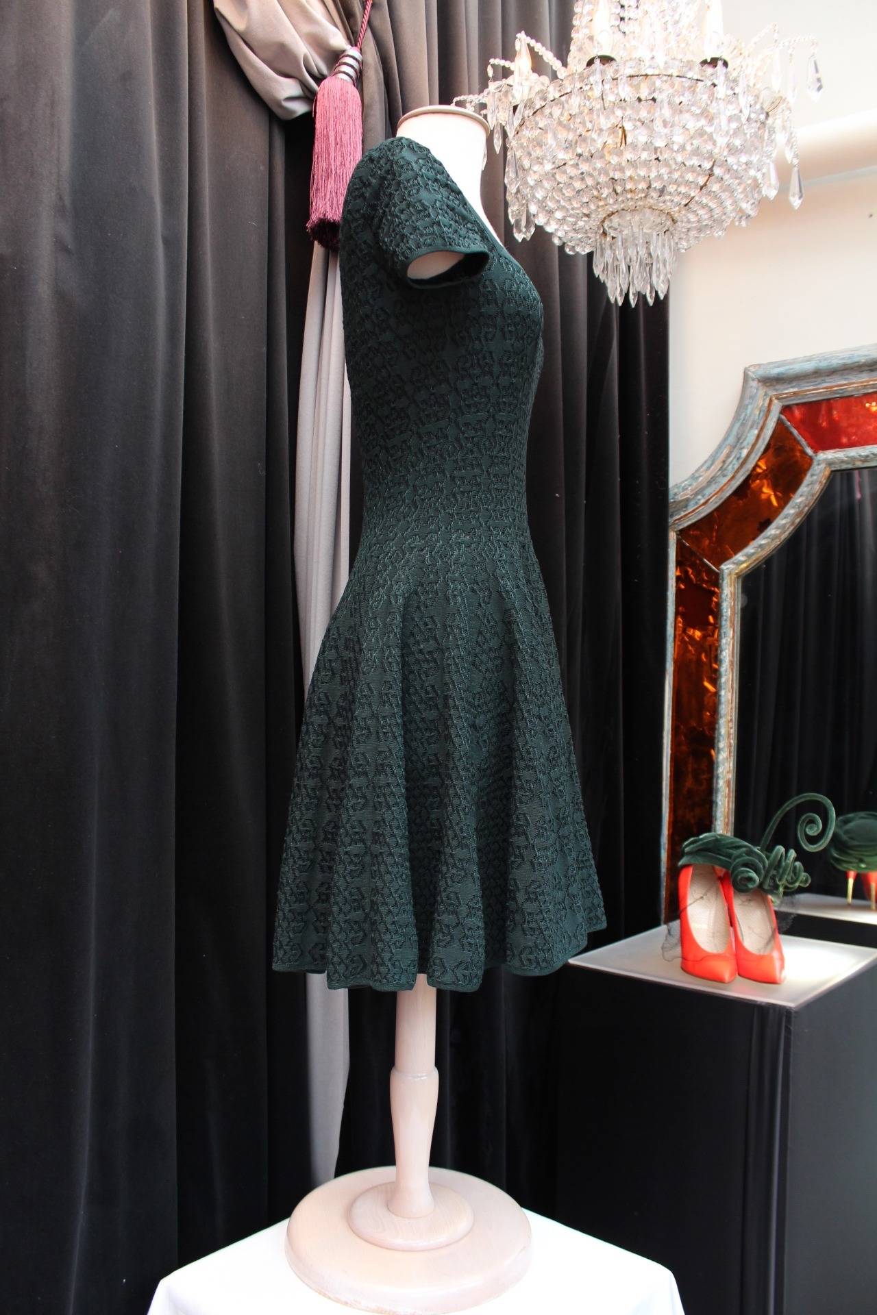 2000s Alaia Green Rayon Skater Dress In Excellent Condition In Paris, FR