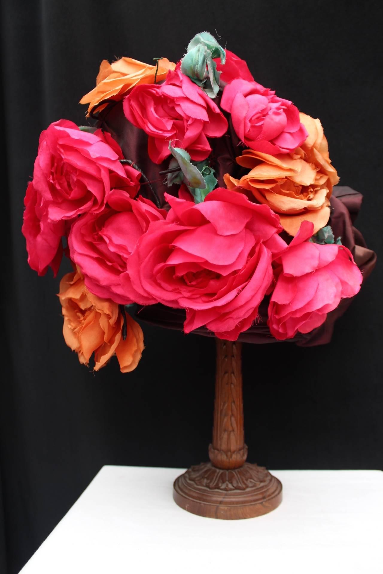 1980s Jean Patou Haute Couture Silk Flowers Hat In Excellent Condition In Paris, FR